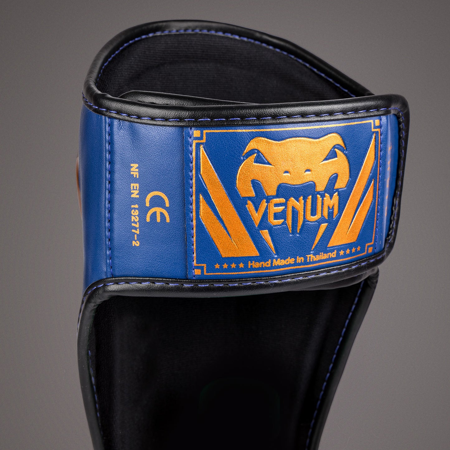 Venum Elite Schienbeinschoner - Royal Blau - Spezialausgabe