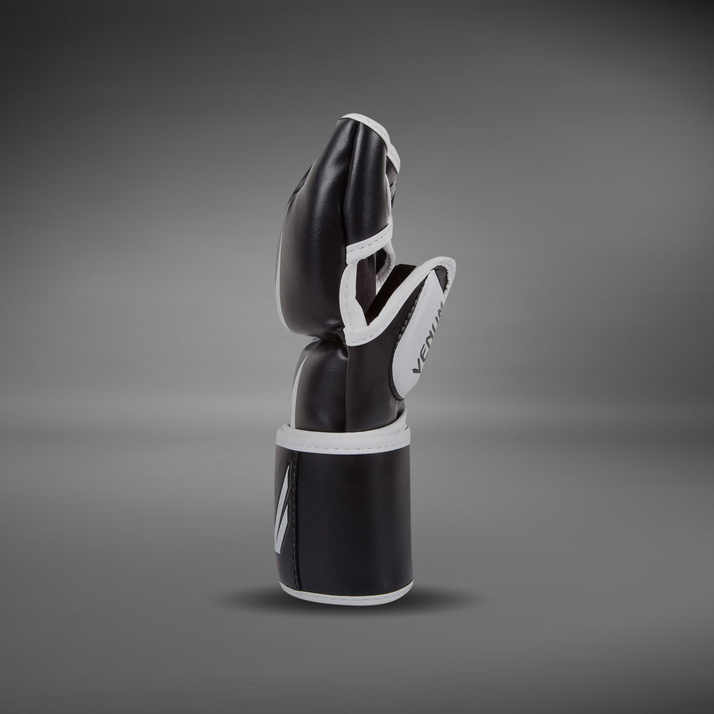 Venum Challenger MMA Handschuhe - Schwarz