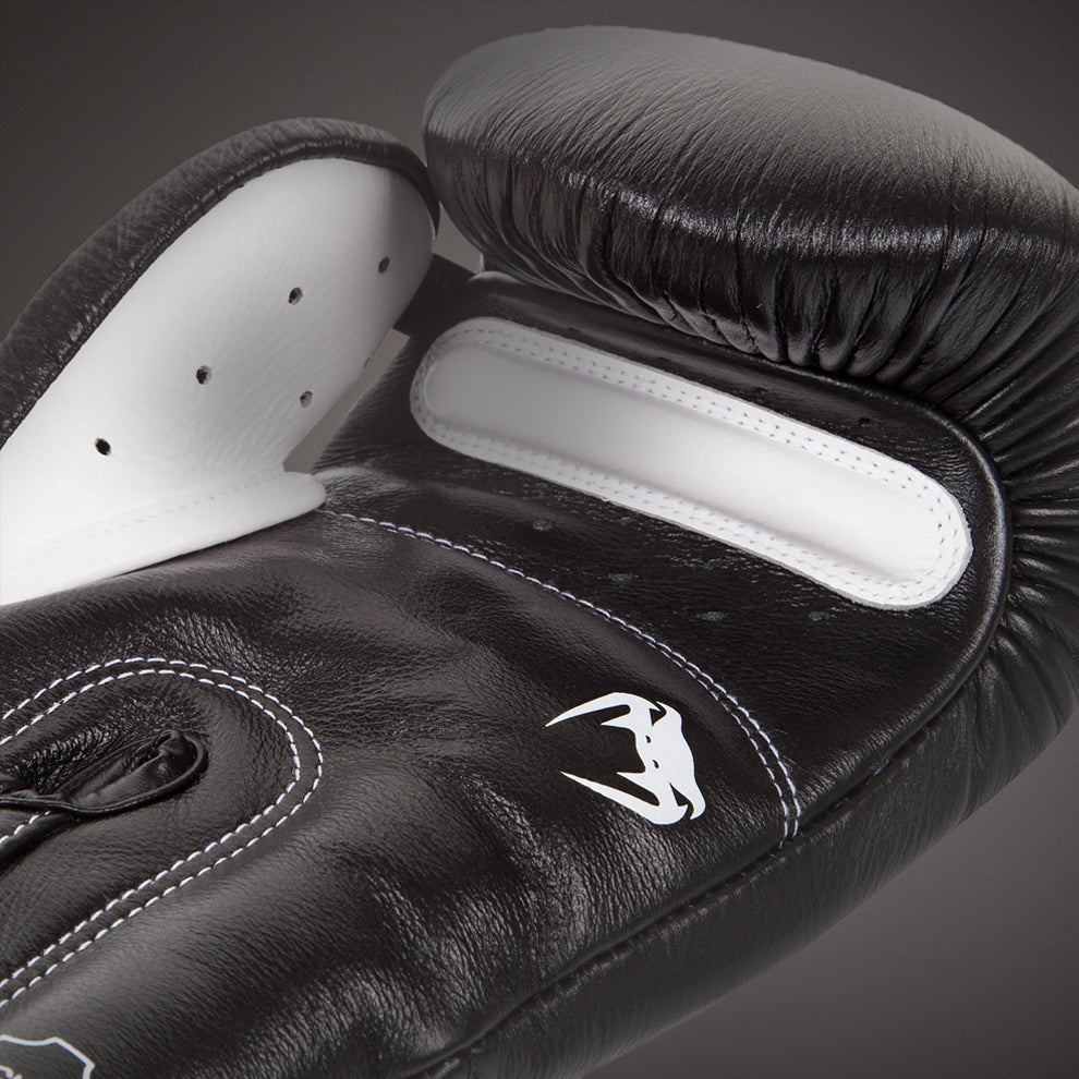 Venum Giant 3.0 Boxhandschuhe
