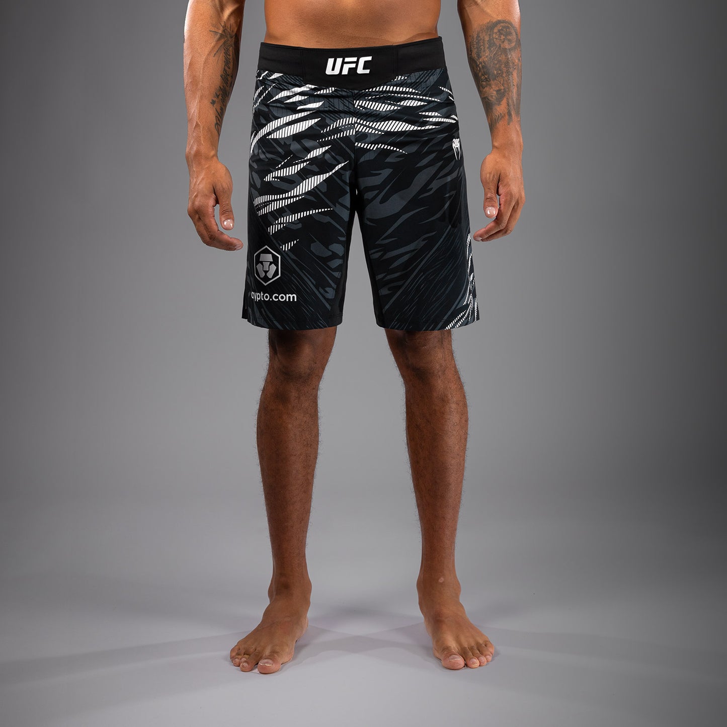 UFC Fusion by Venum Authentic Fight Night Herren Fight Short - Long Fit - Schwarz