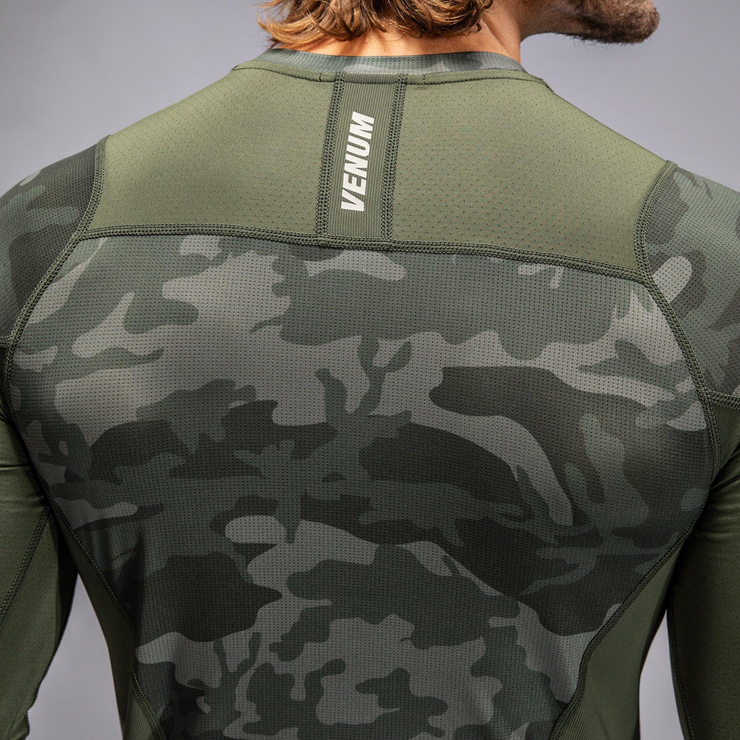 Venum G-Fit Air Herren Langarm Rashguard - Armee Camouflage