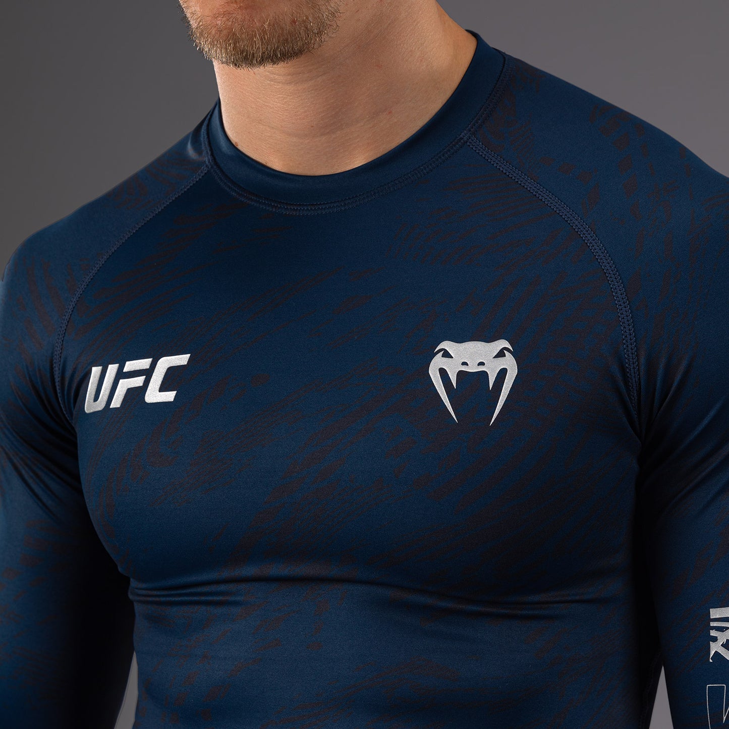 UFC Fusion by Venum Fight Week Herren Performance Langarm Rashguard - Ozeanisches Blau