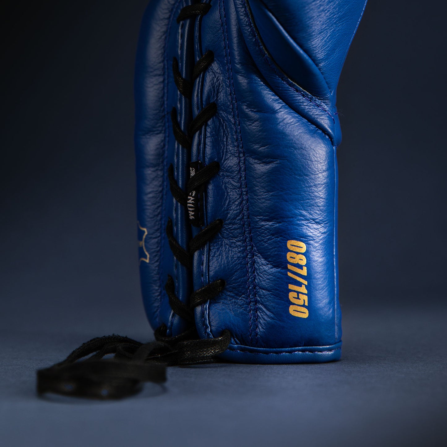 Venum Giant 2.0 Khamzat Chimaev Pro Boxhandschuhe - Blau/Gold