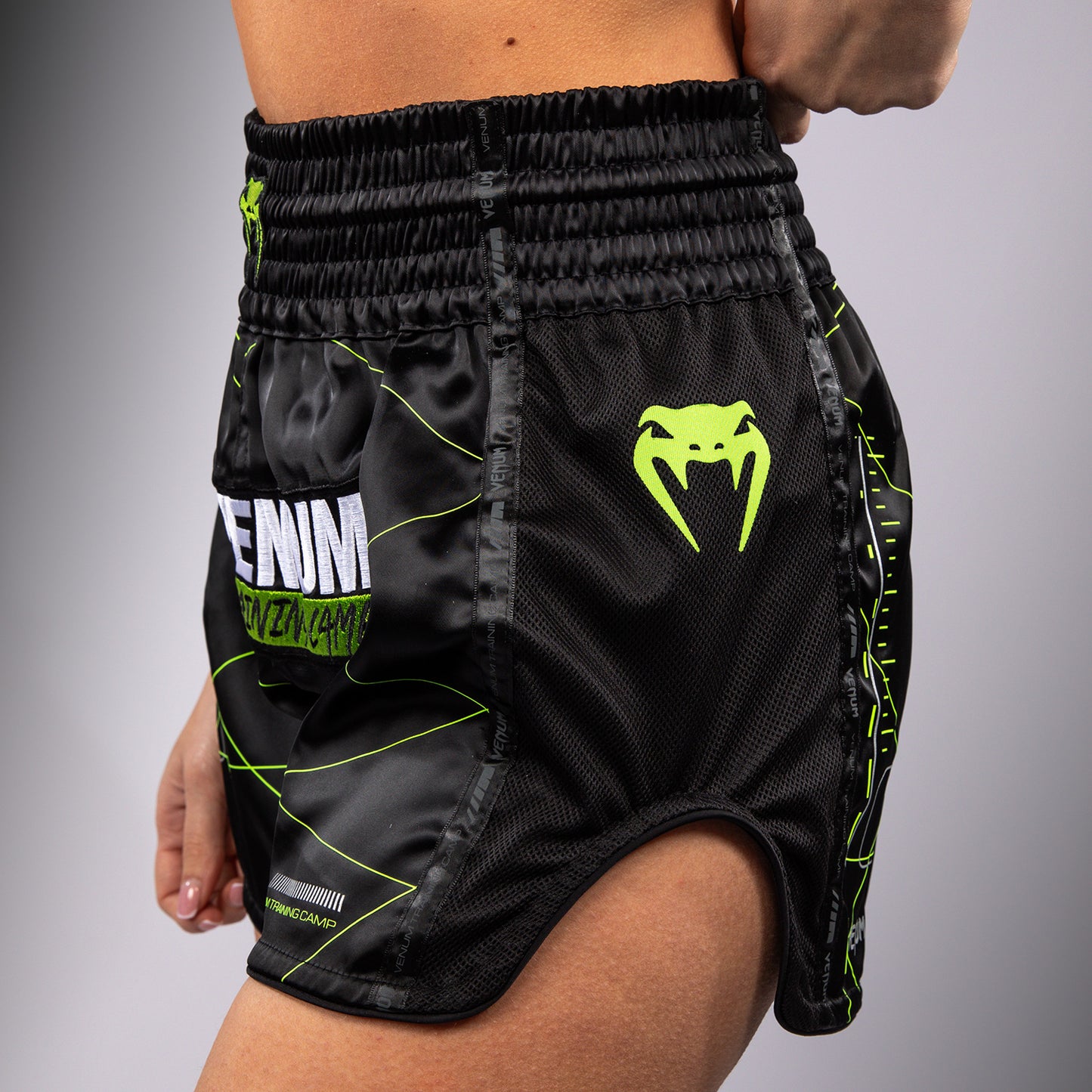 Venum Training Camp 4.0 Muay Thai Shorts - Schwarz/Neongrün