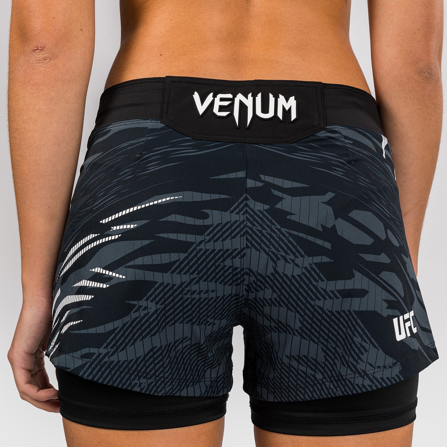 UFC Fusion by Venum Personalized Authentic Fight Night Damen Fight Short - Schwarz
