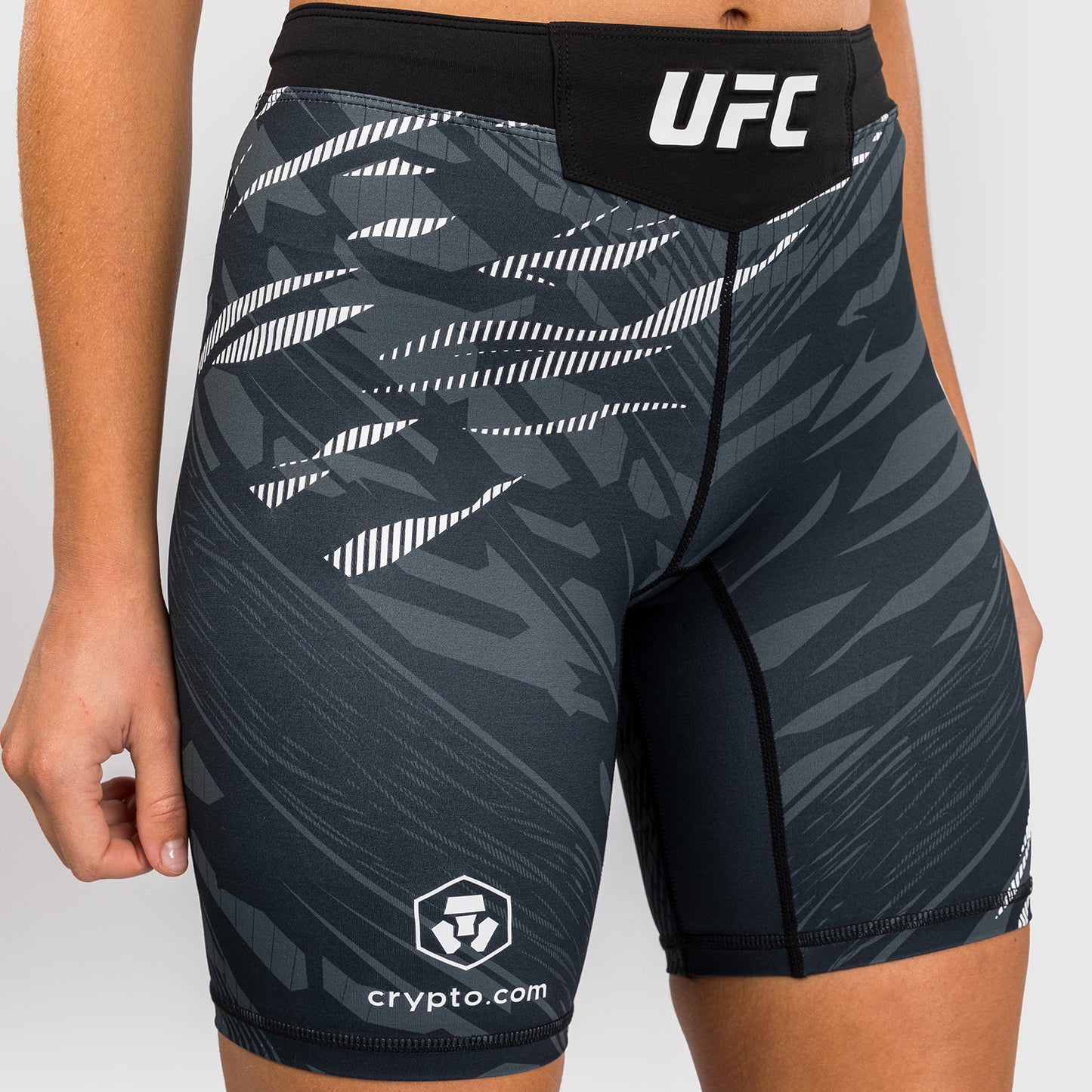 UFC Fusion by Venum Authentic Fight Night Damen Vale Tudo Short - Long Fit - Schwarz