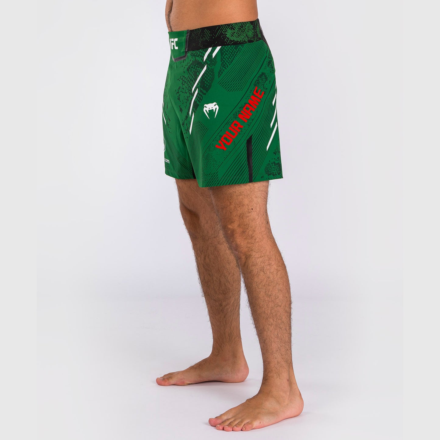 UFC Adrenaline by Venum Personalisierte Authentische Fight Night Herren-Kampfshorts - Kurze Passform - Grün