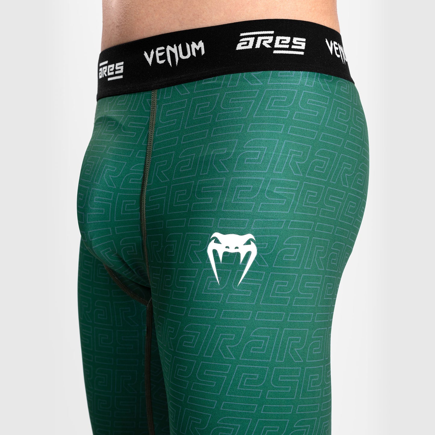 Venum x Ares 2.0 Kompressionsshorts - Khaki
