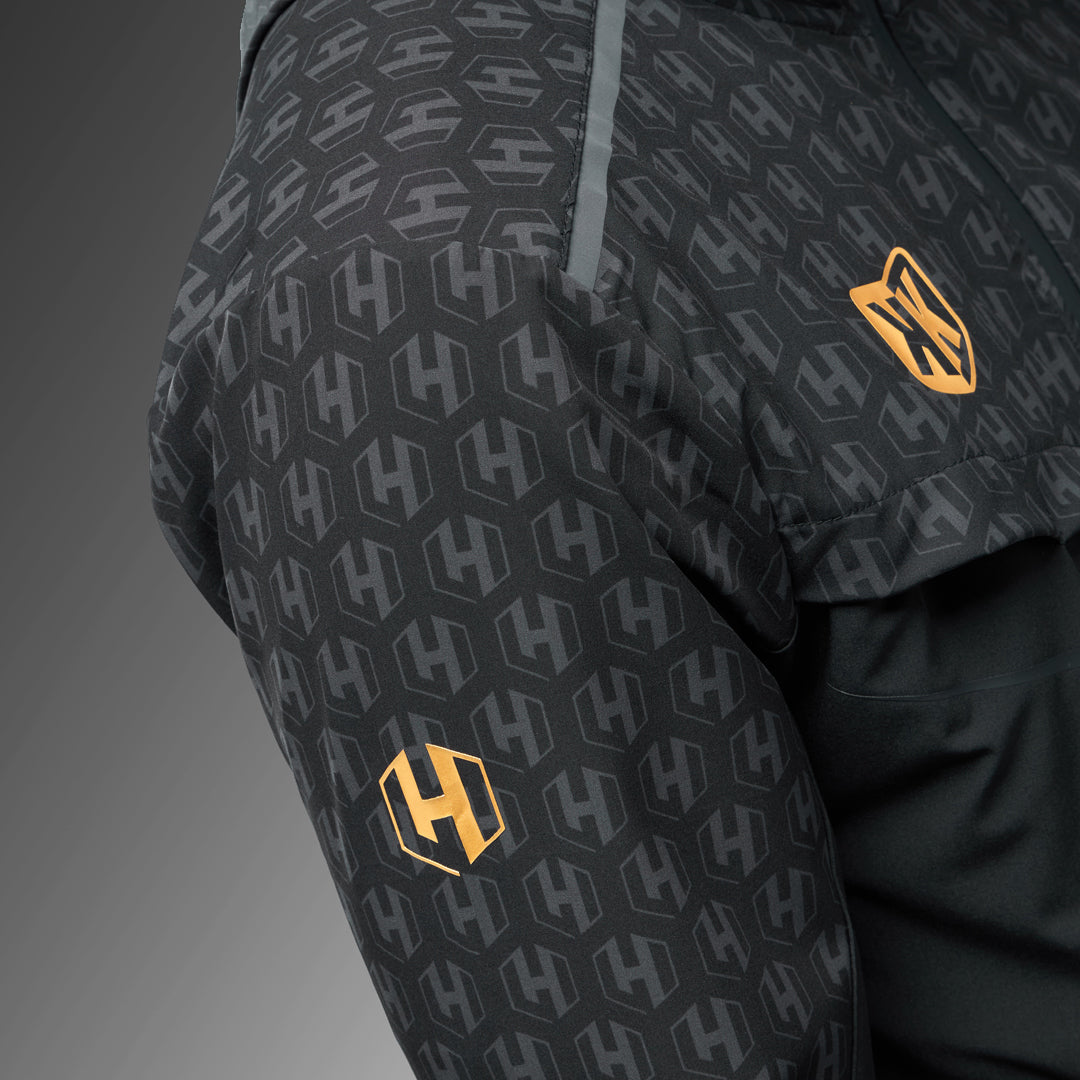 FK x Venum Hexagone MMA Komplettes Trainingsanzug-Set (Jacke + Hose) - Schwarz/Gold