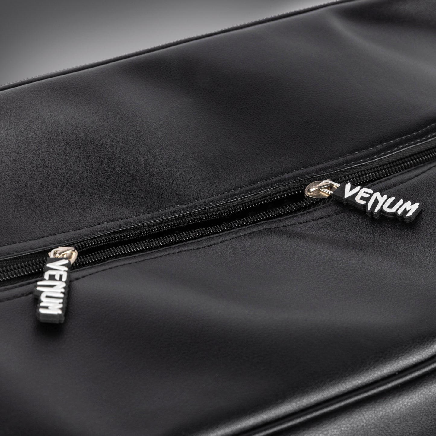 Venum Sporttasche – Schwarz/Weiß