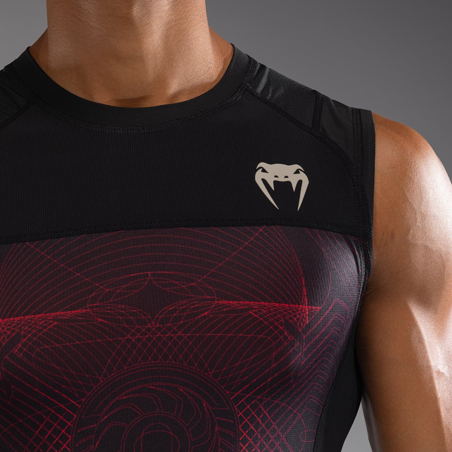 Venum G-Fit Air Herren Ärmelloses Rashguard - Tiefschwarz/Feuerrot