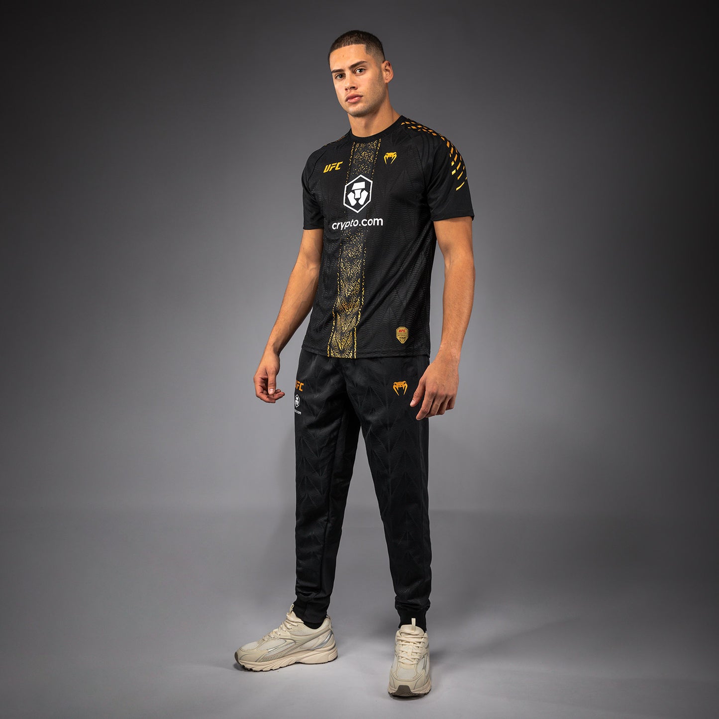 UFC Zenith by Venum Authentic Fight Night Offizielles Walkout-Trikot Herren Personalisiert - Champion
