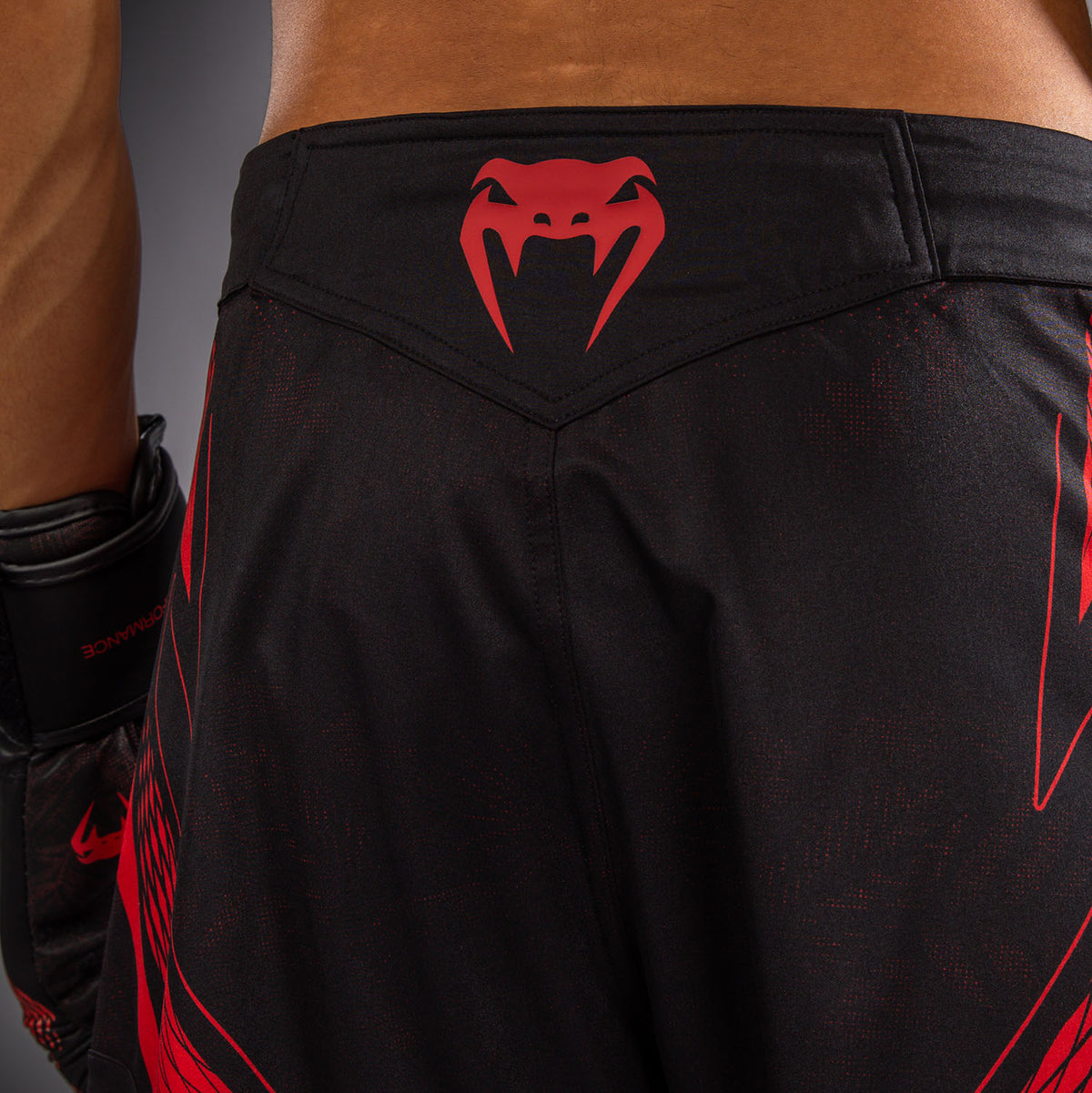 Venum Amazonia Reborn MMA-Shorts - Schwarz/Rot