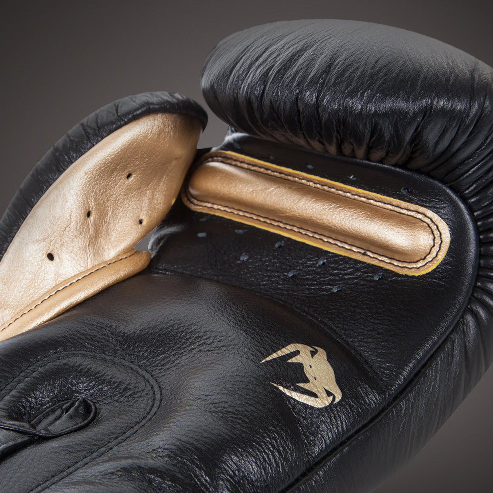 Venum Giant 3.0 Boxhandschuhe Schwarz Gold