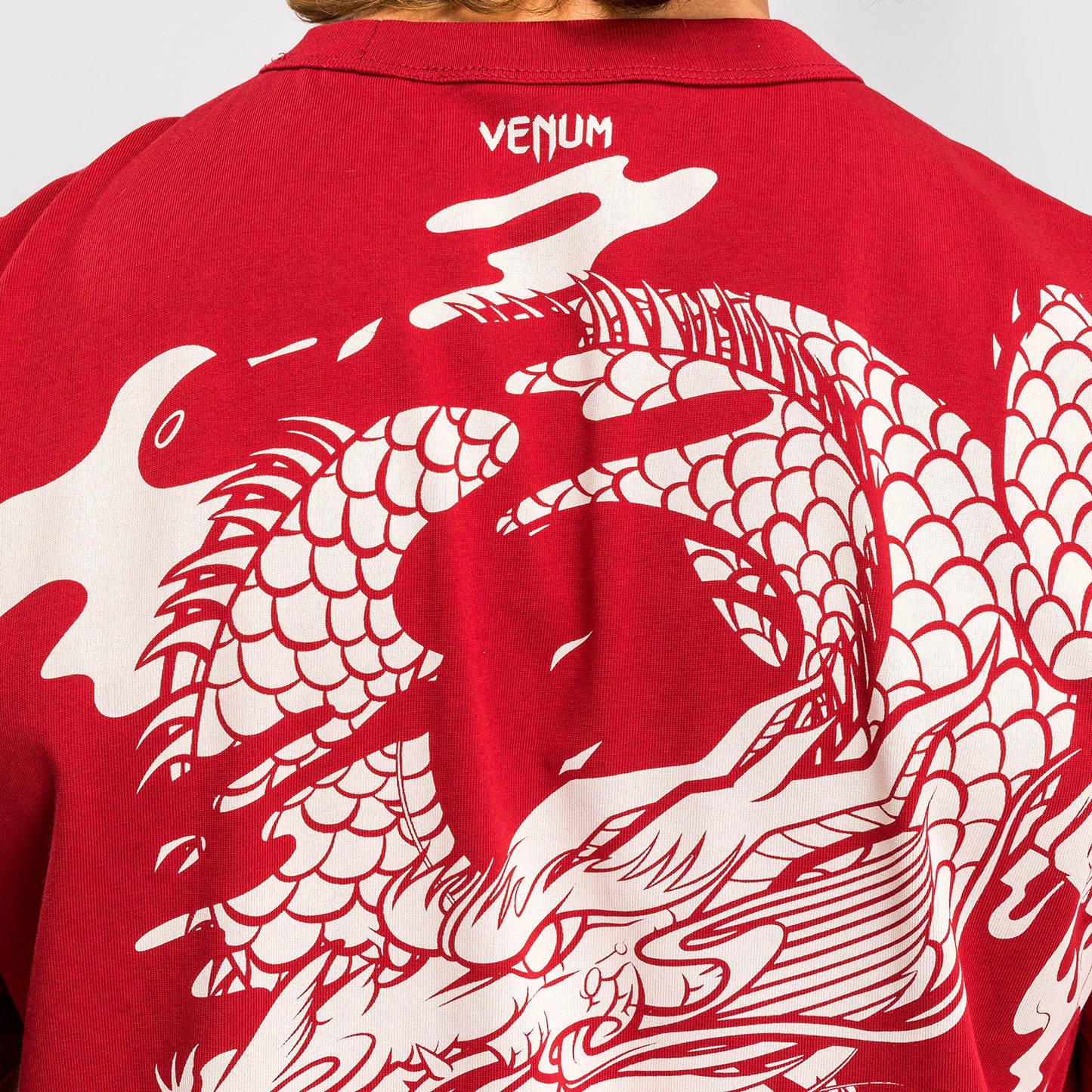 Venum Dragon’s Flight Herren T-Shirt - Kirschrot/Cremeweiß