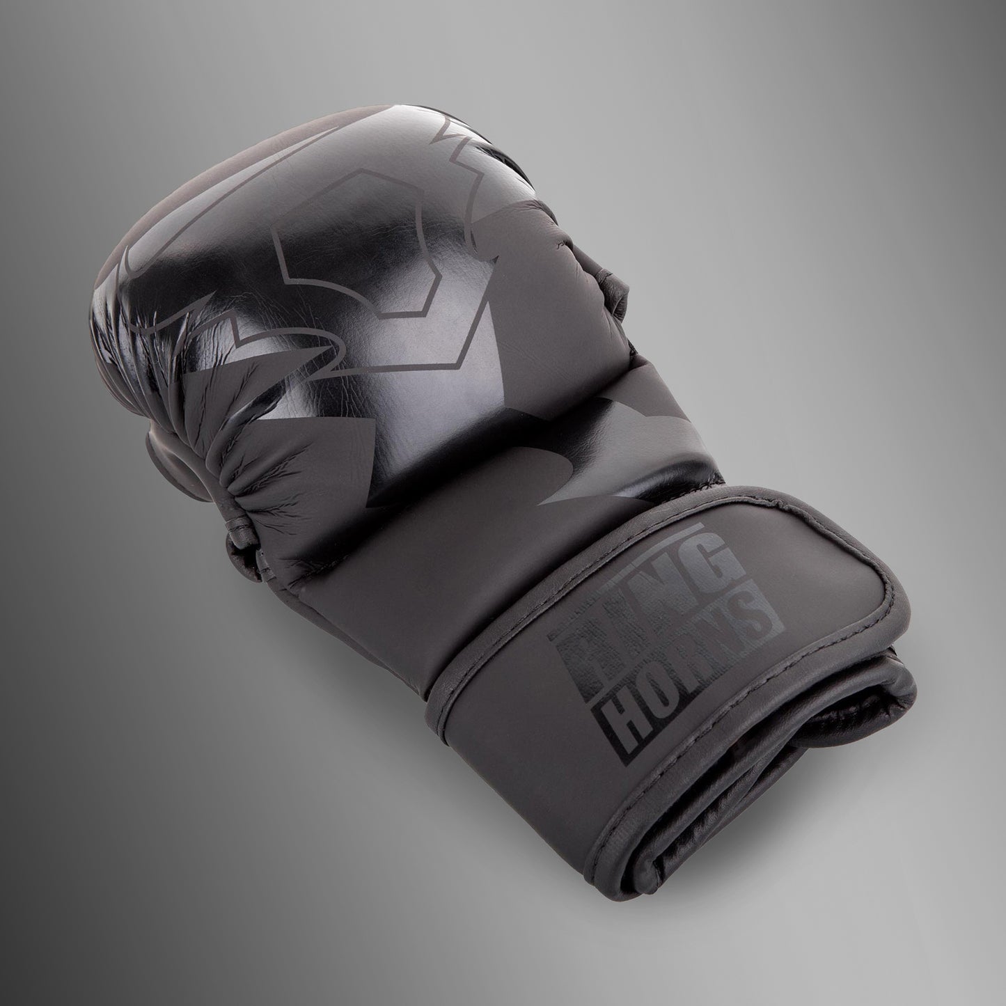 Venum Ringhorns Charger MMA-Sparring-Handschuhe - Schwarz/Schwarz