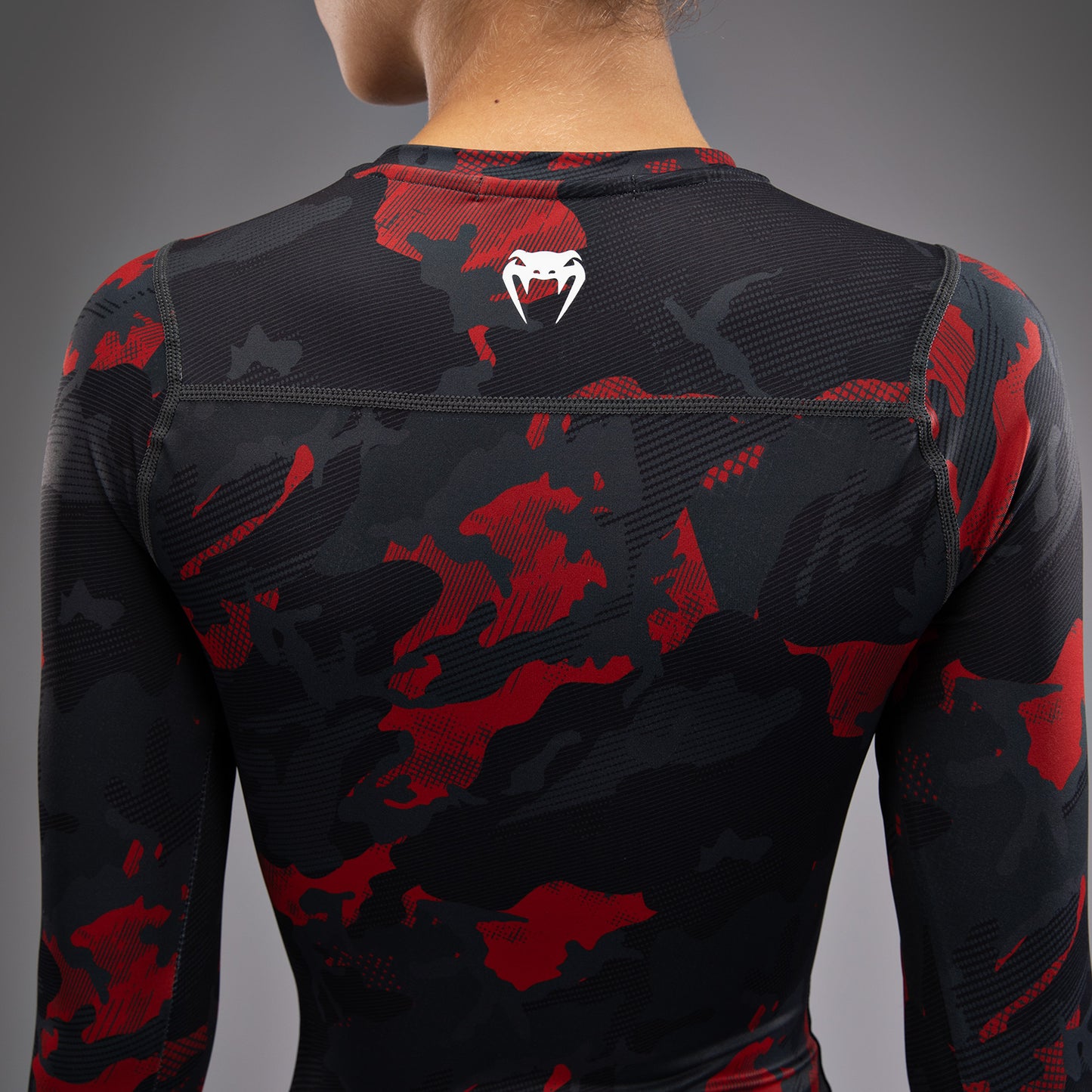 Venum x Sophia Rose Urban Red Camo Damen Langarm Rashguard