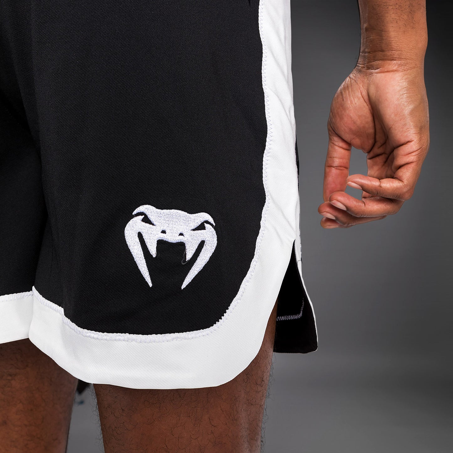 Venum Classic Boxing Shorts - Schwarz/Weiß