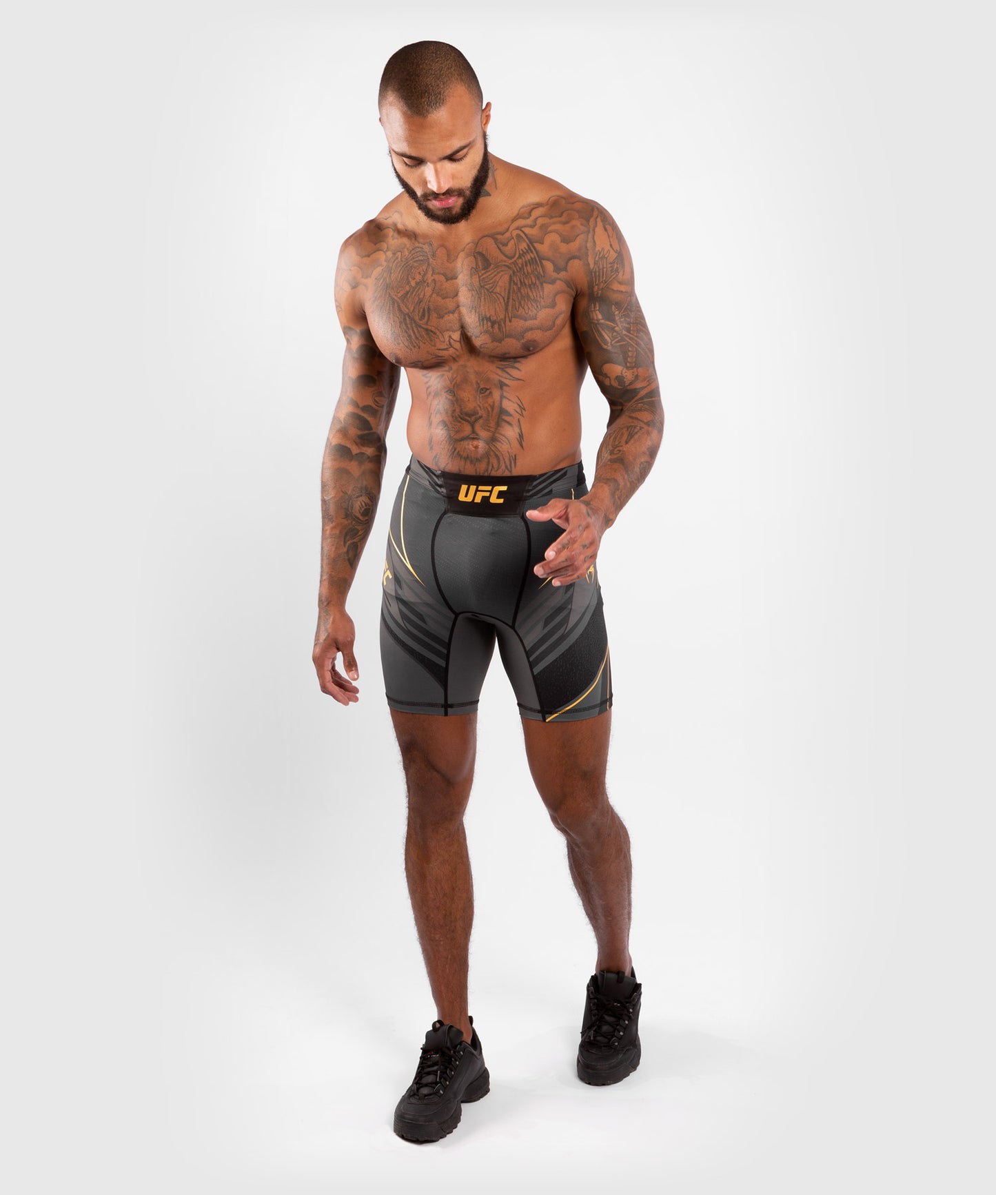 UFC Venum Authentic Fight Night Herren Vale Tudo Shorts - Long Fit - Champion