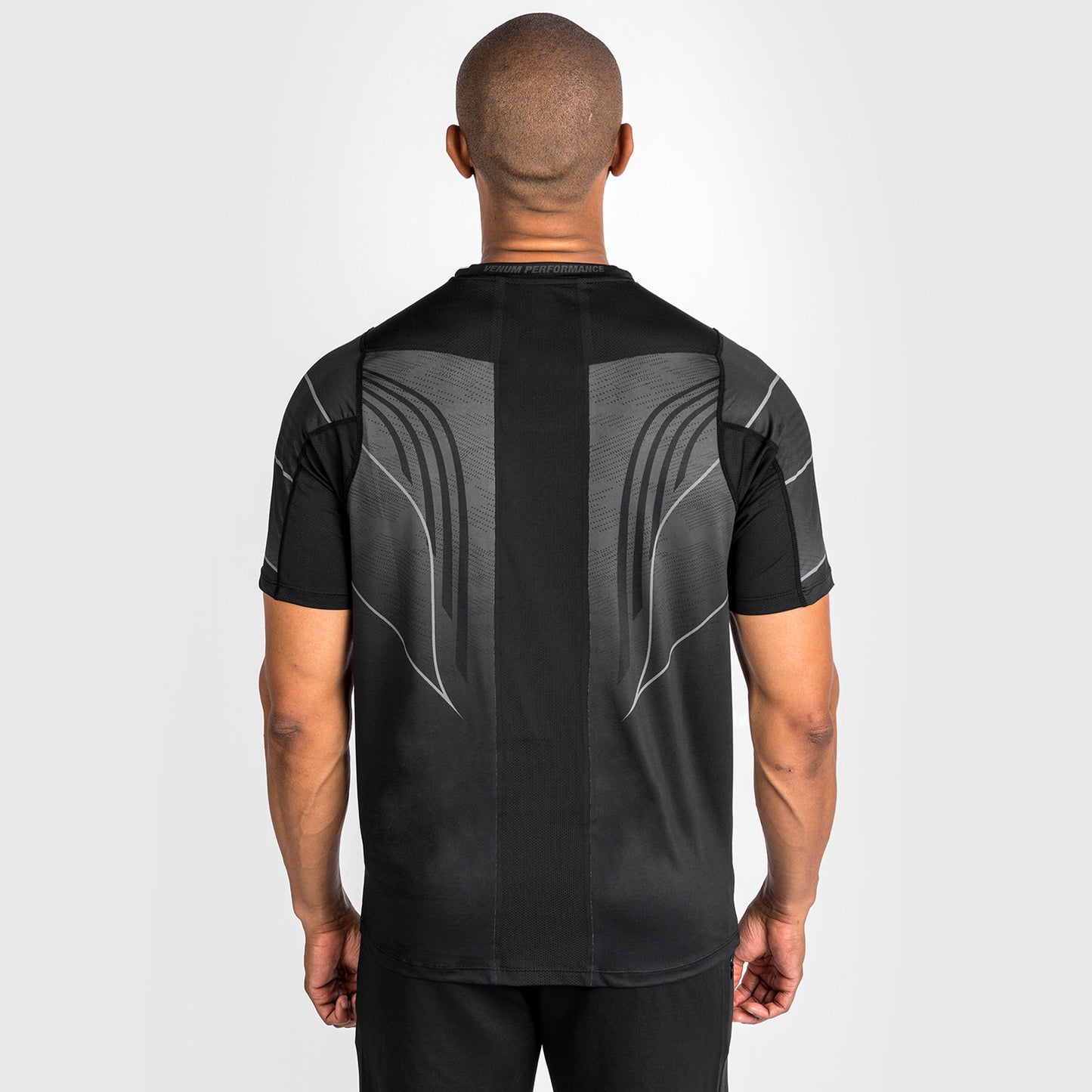 UFC Venum personalisierte authentische Fight Night 2.0 Männer Walkout Jersey - schwarz