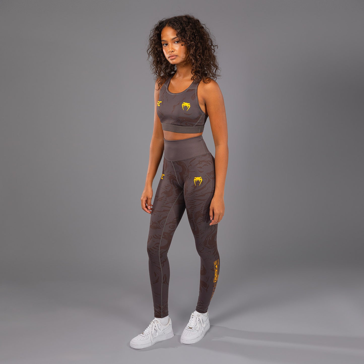 UFC Fusion by Venum Fight Week Damen Performance Tight - Erdiges Braun
