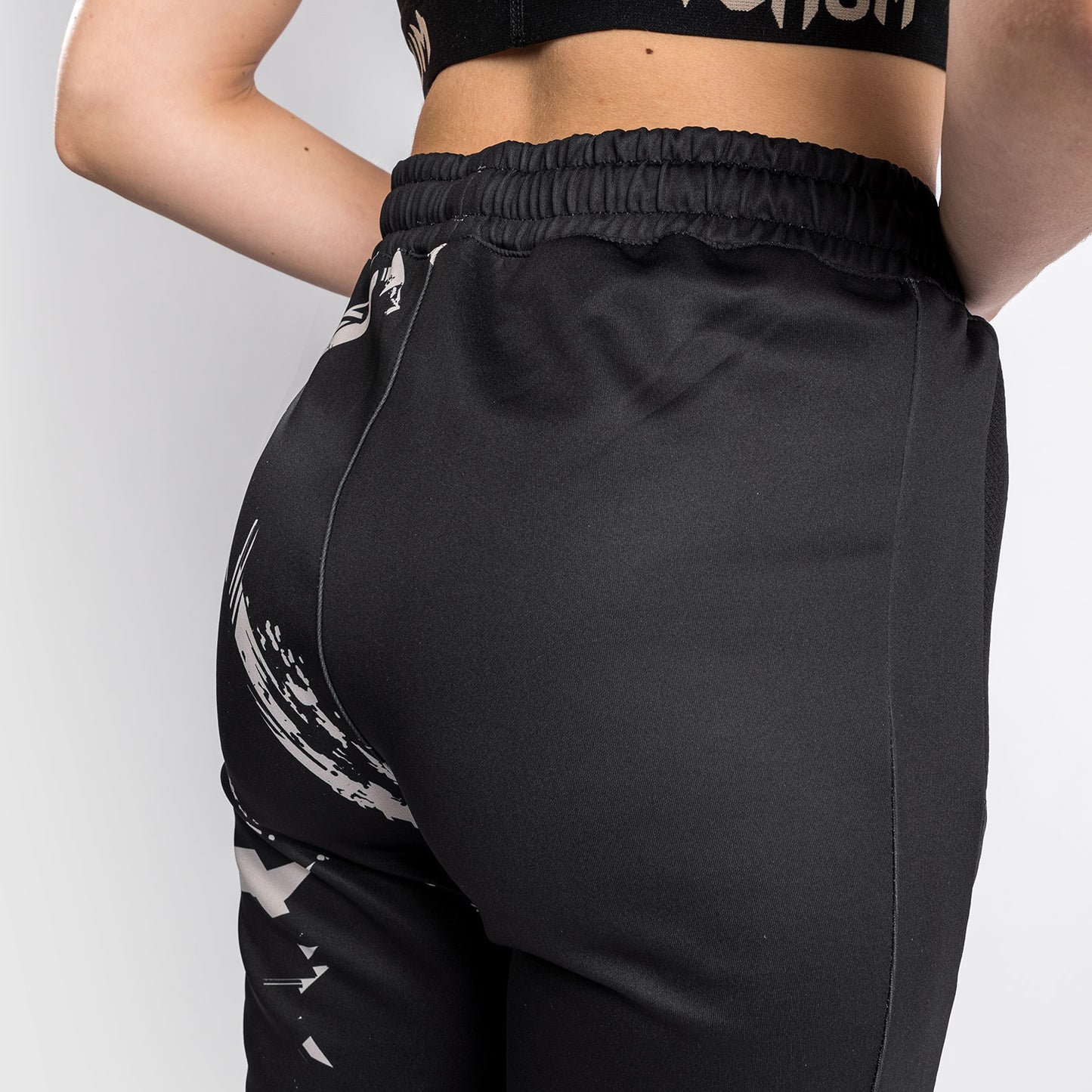 UFC Venum Authentic Fight Week 2.0 Damen-Jogginghose – Schwarz/Sand