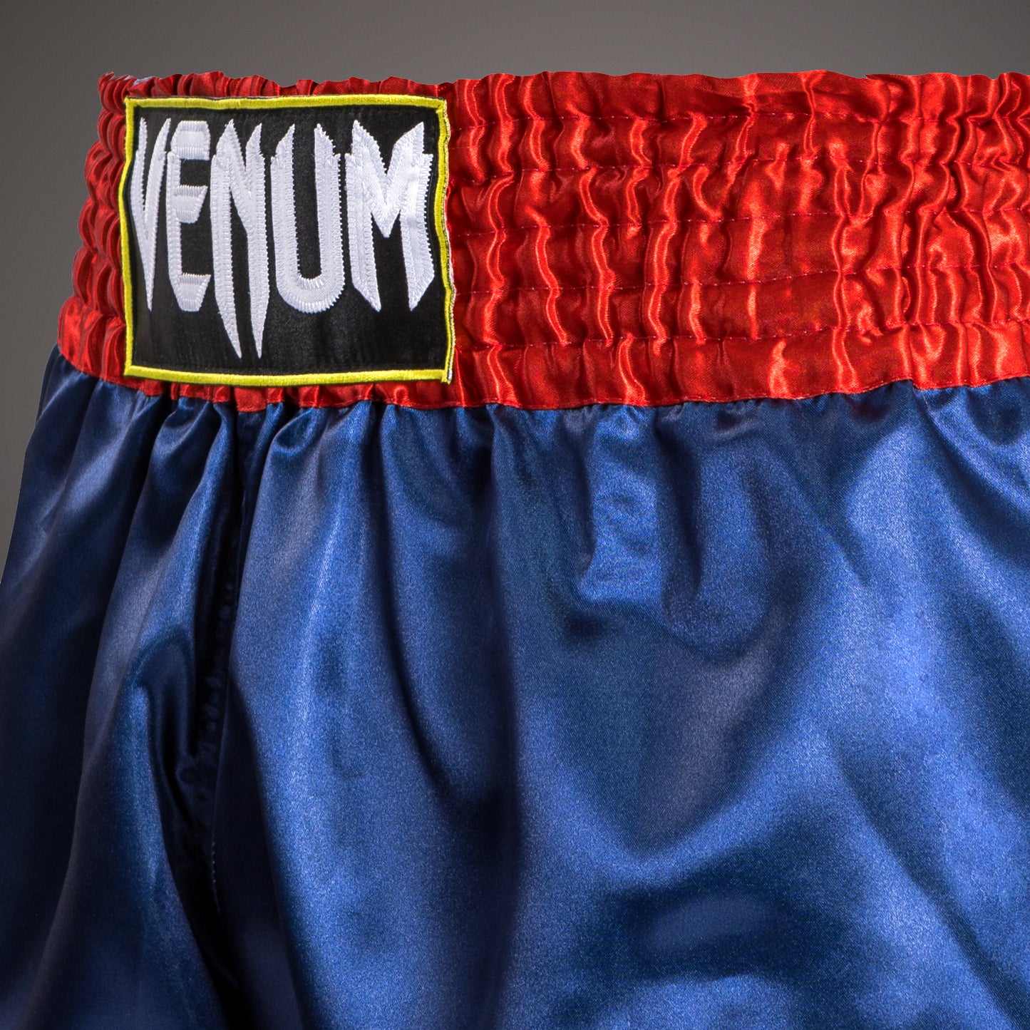 Venum Klassisch - Muay Thaï Short - Blau/Rot/Weiß