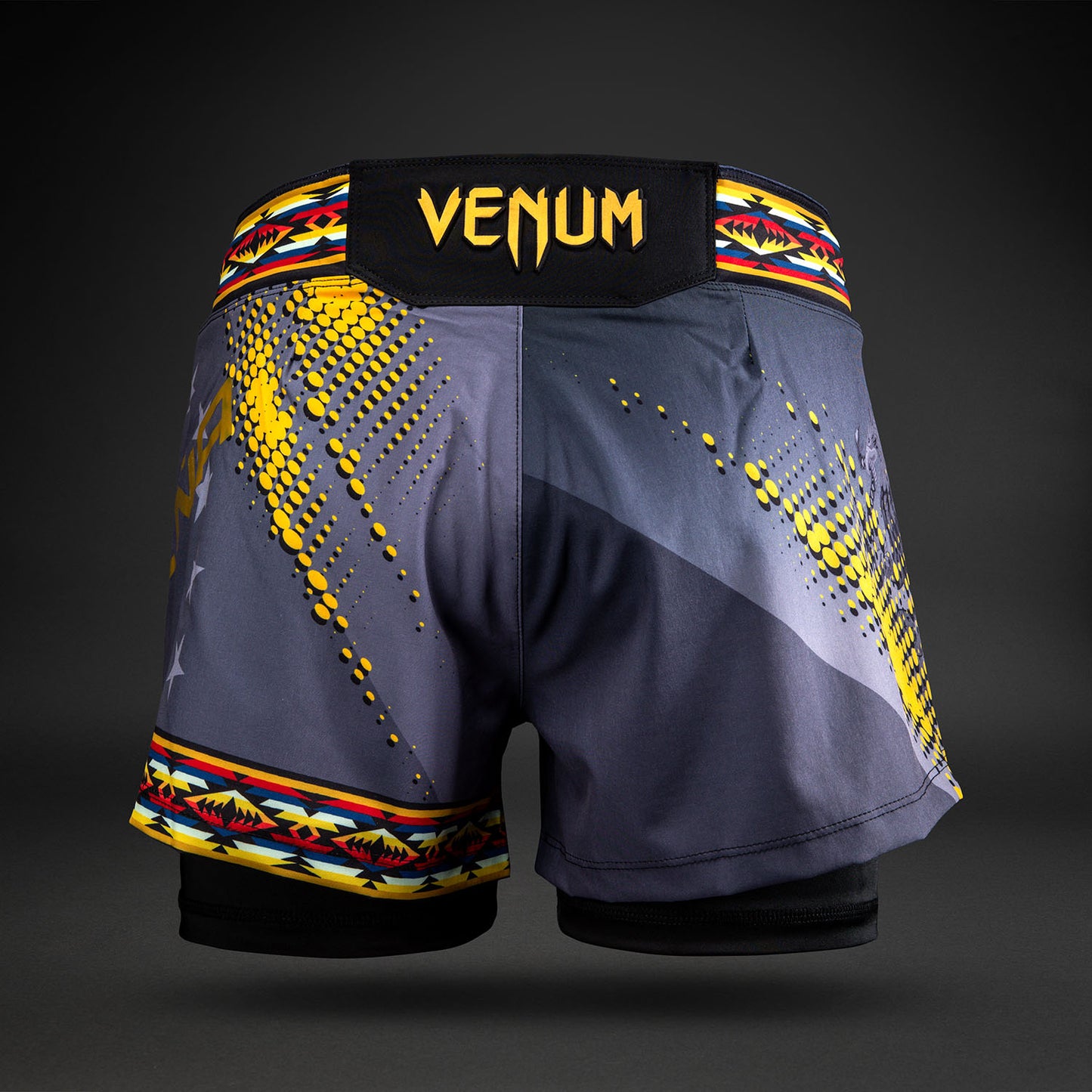 UFC Unrivaled by Venum Julianna Peña Frauen kurz Fit Fight Short - Schwarz