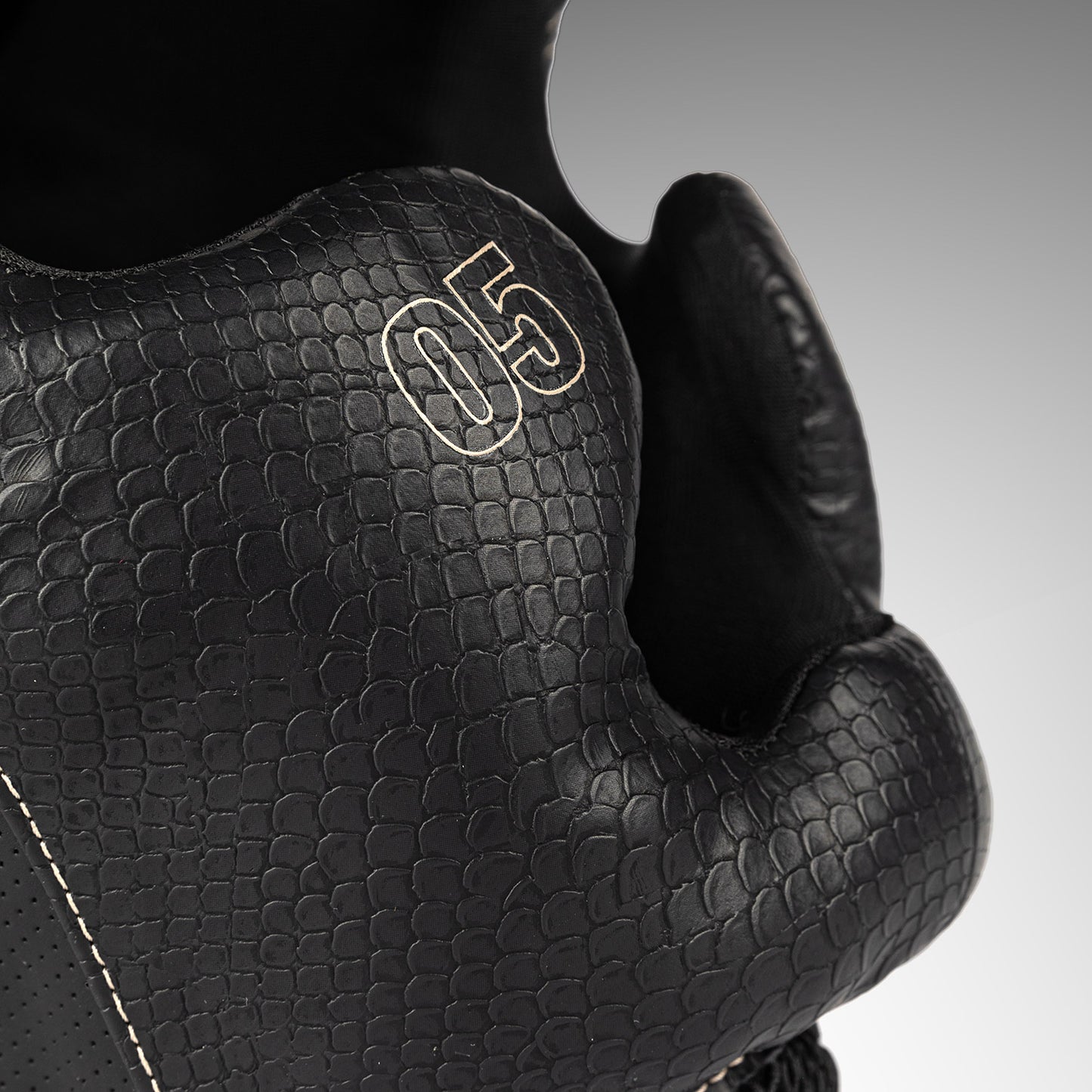 Venum Impact Evo Scales Kopfschutz – Schwarz