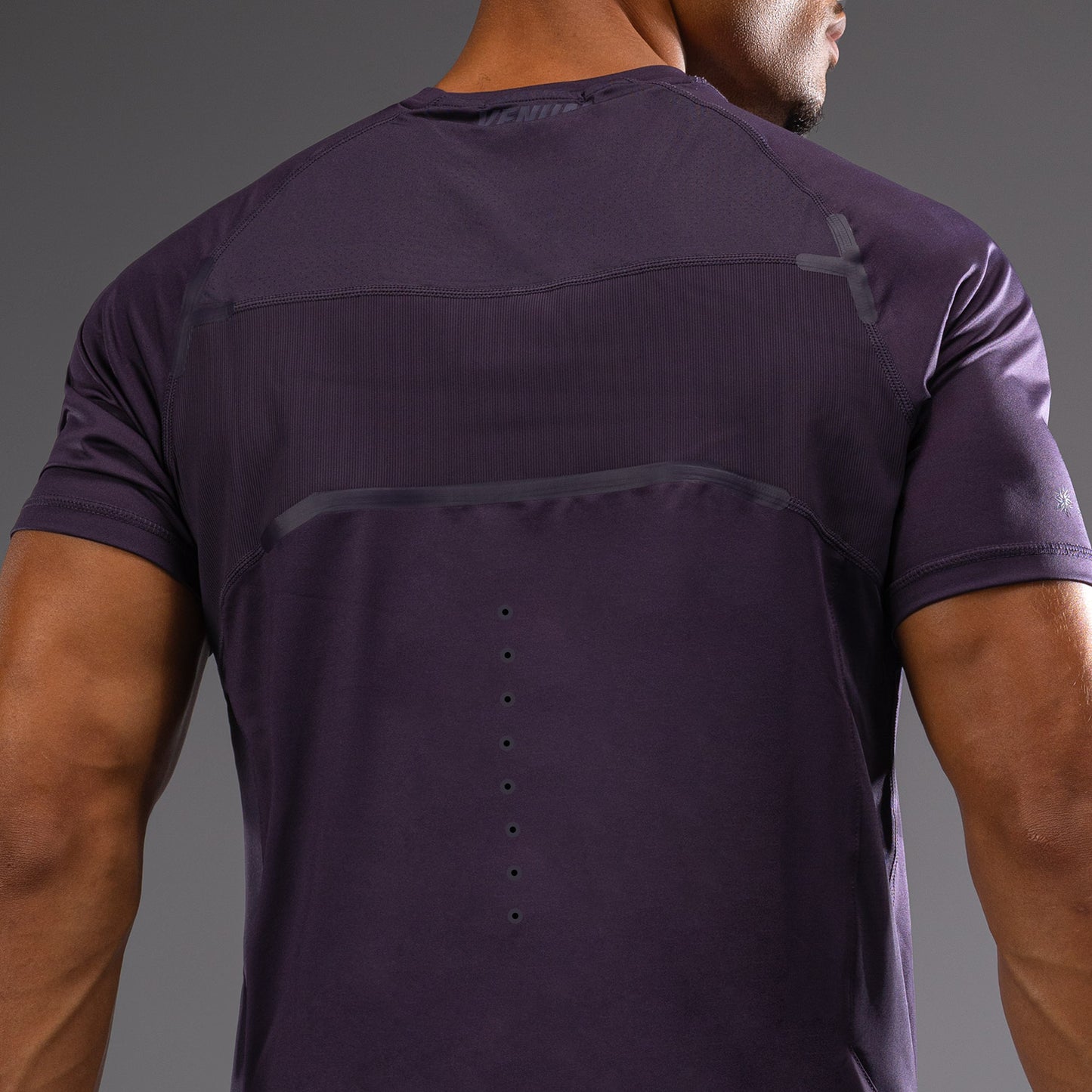 Venum G-Fit Air Herren Dry-Tech T-Shirt - Dunkelviolett