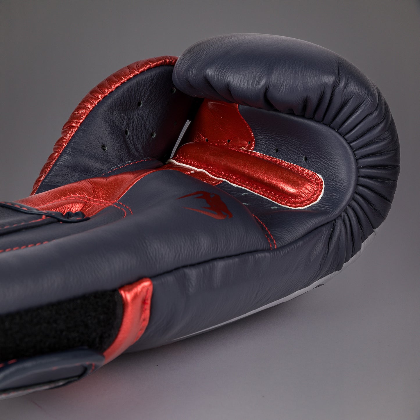 Venum Giant 3.0 Boxhandschuhe - Marineblau/Rot - Spezialausgabe