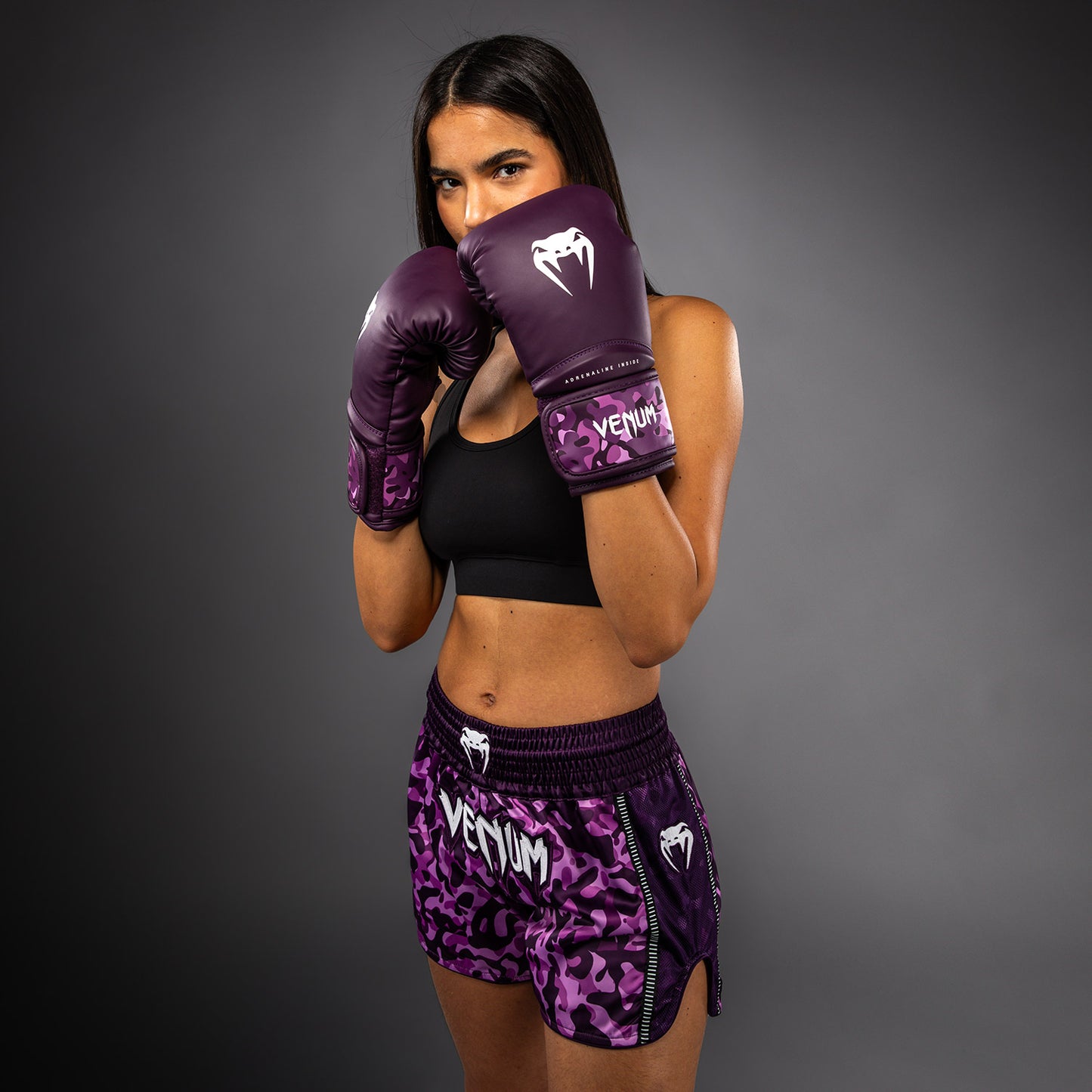 Venum Iris Muay Thai Shorts – Pflaume/Rosa
