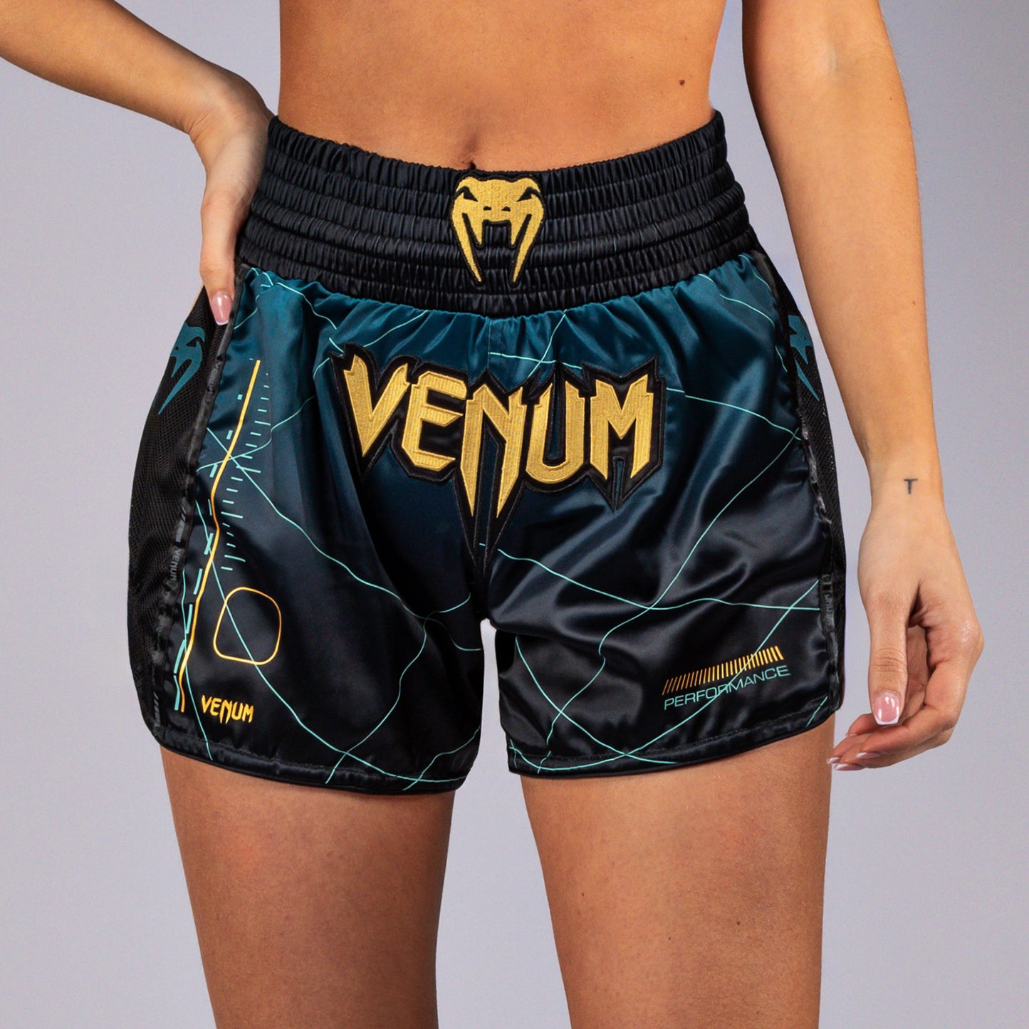 Venum Tactical XT Muay Thai Shorts für Frauen - Schwarz/Waldgrün