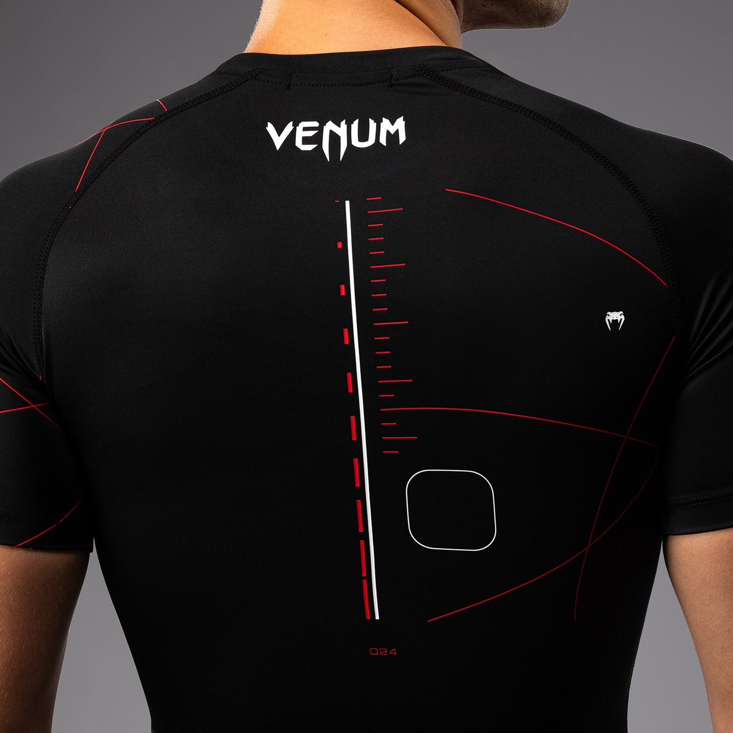 Venum Tactical XT Kurzärmeliger Rashguard für Männer - Schwarz/Feuerrot