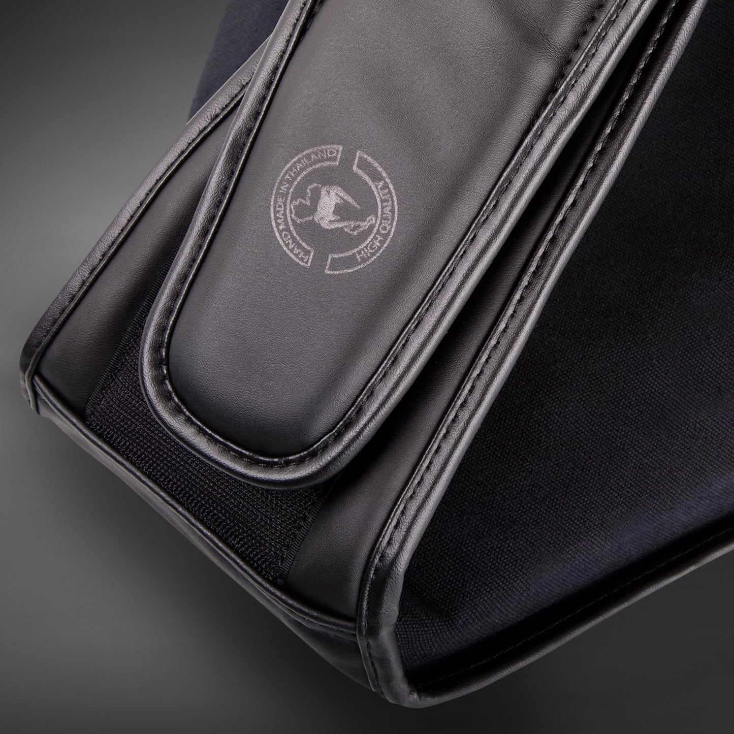 Venum Elite Bauchschutz - Schwarz