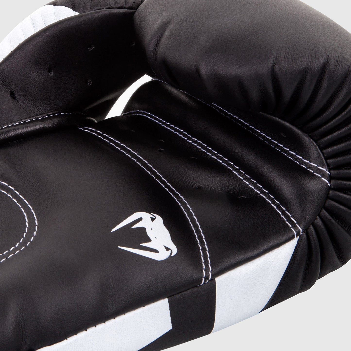 Venum Elite Boxhandschuhe - Schwarz/Weiß