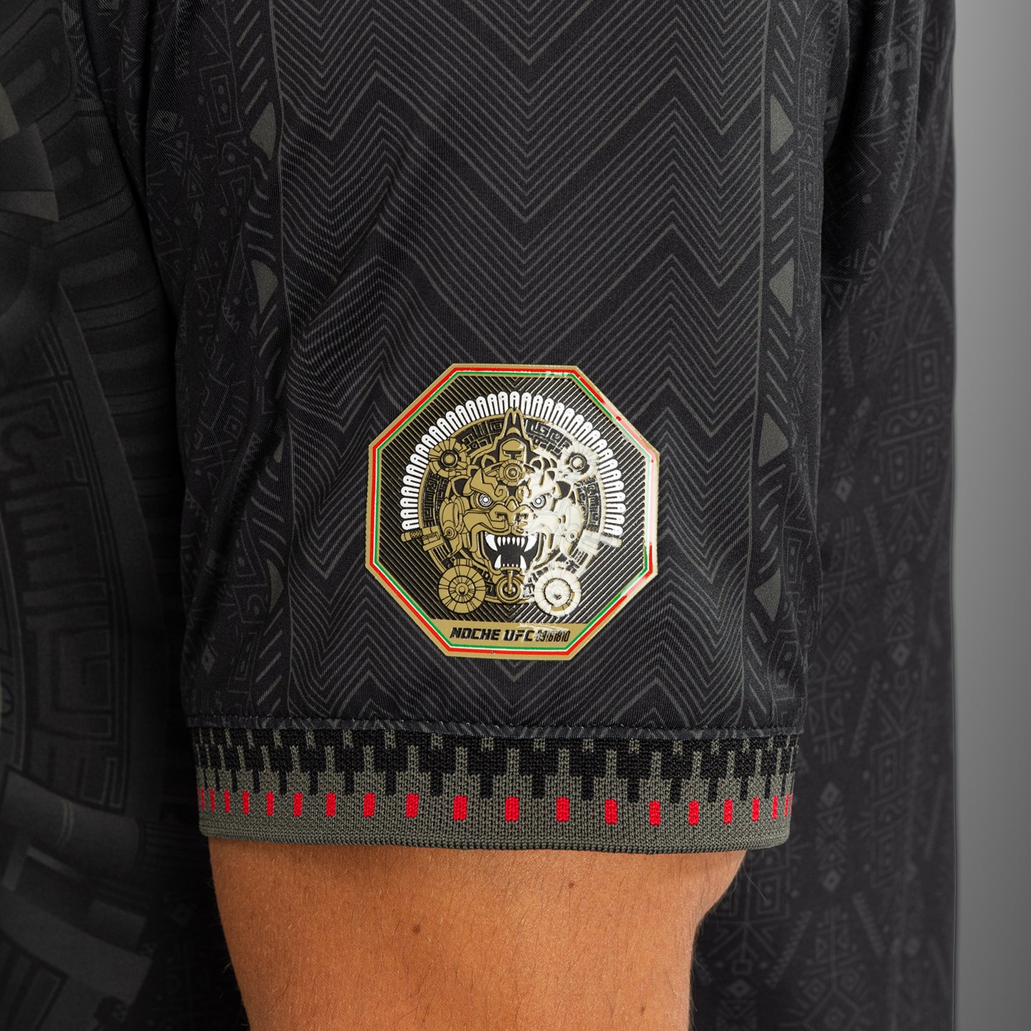 Noche UFC 2.0 By Venum Authentic Fight Night Walkout Jersey - Schwarz