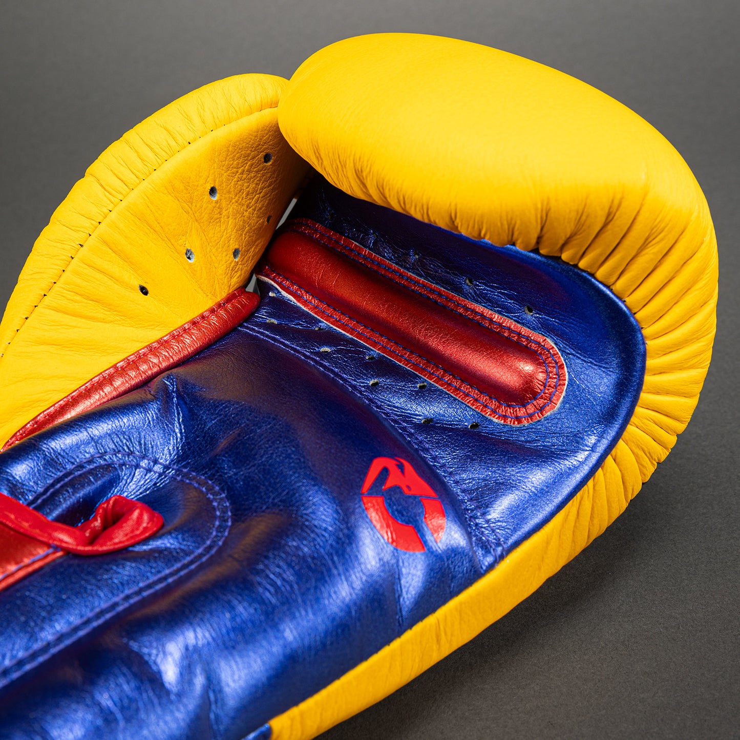 Venum Giant 3.0 Boxhandschuhe - Gelb/Blau/Rot