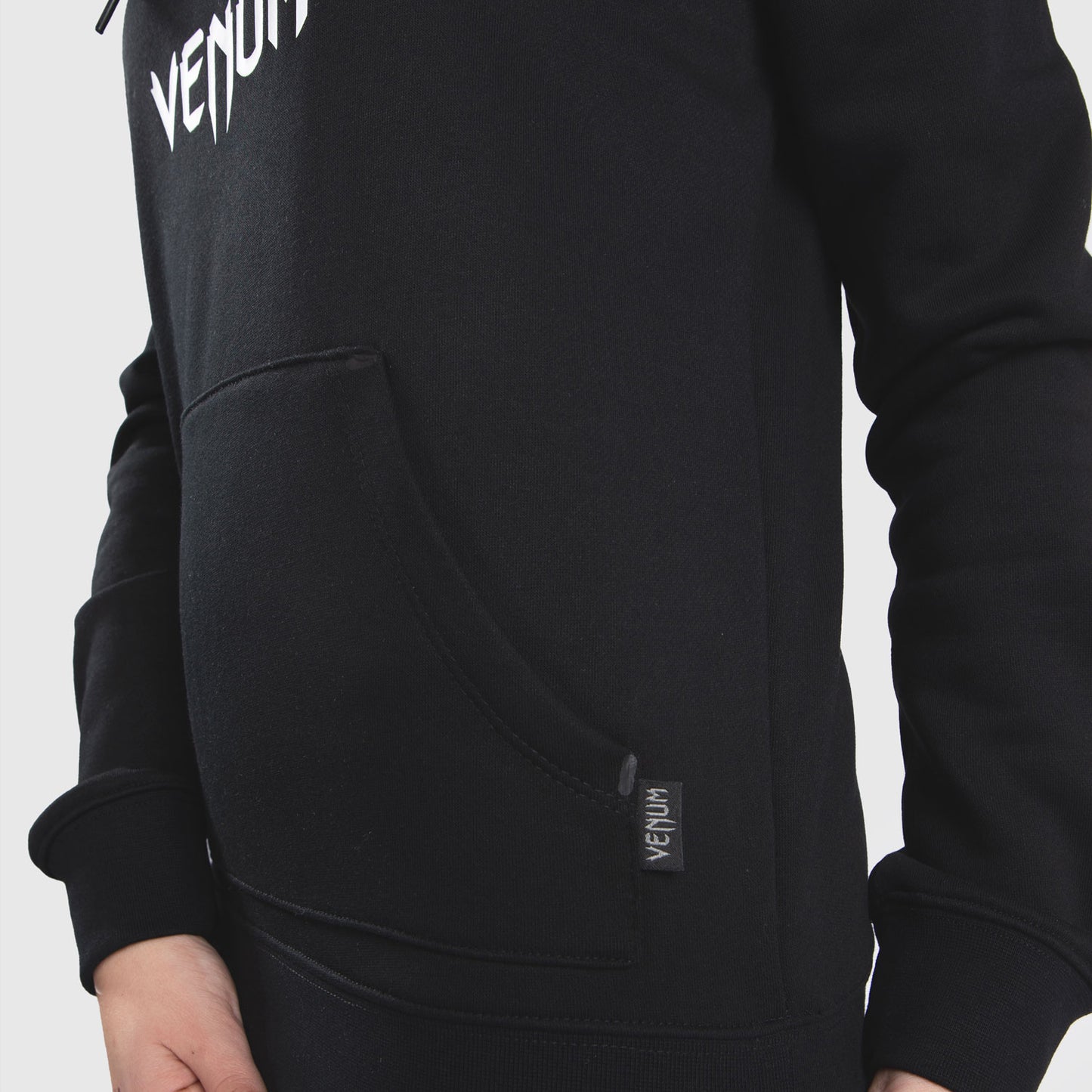 Venum Classic Hooded Sweatshirt – Für Frauen – Schwarz