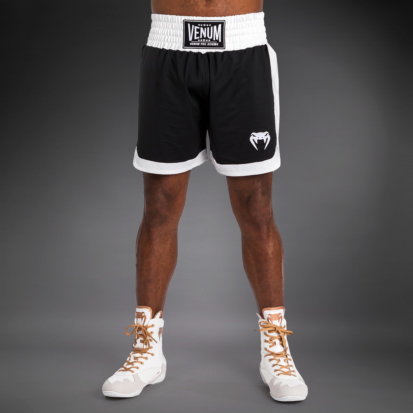 Venum Classic Boxing Shorts - Schwarz/Weiß