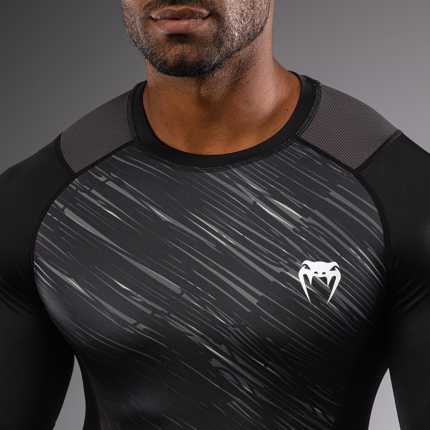 Venum Rapid Langarm Rashguard - Schwarz/Sturmgrau