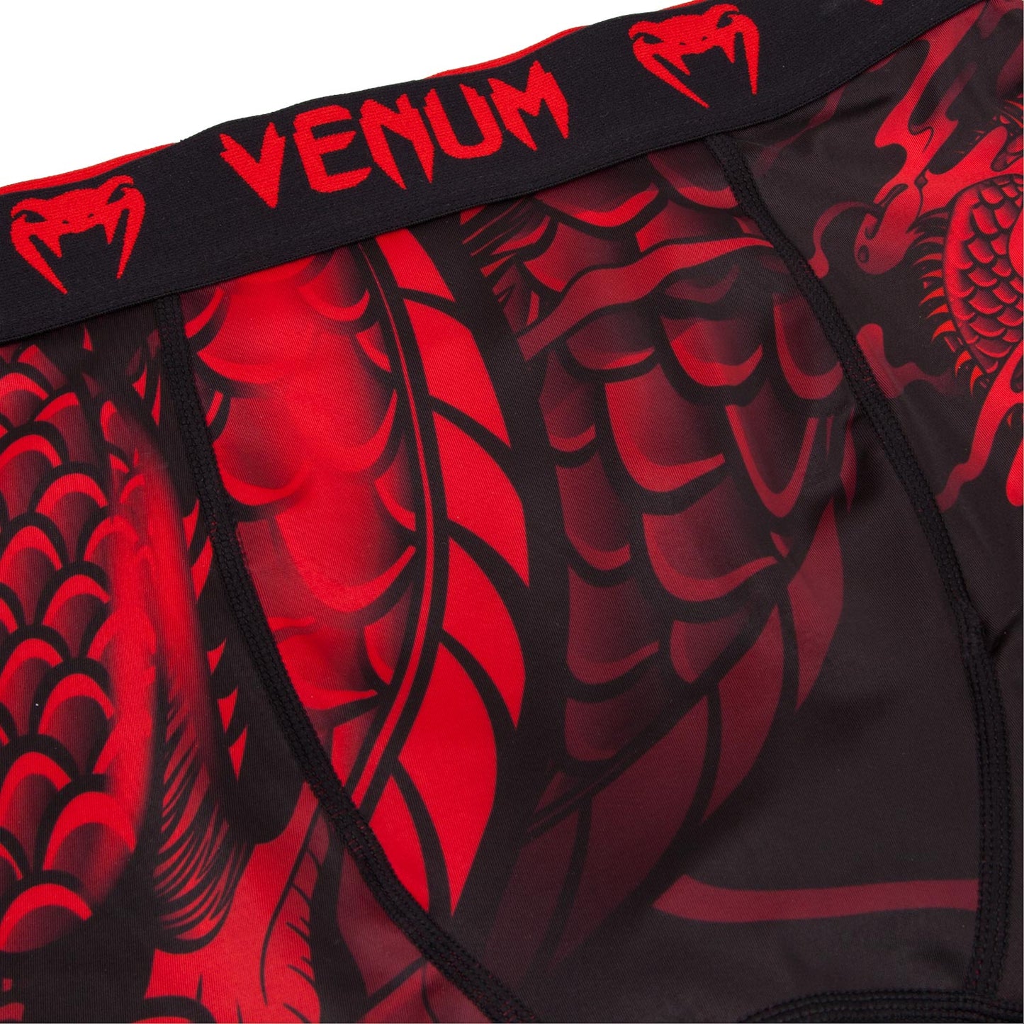 Venum Dragon's Flight Kompression Shorts - Schwarz/Rot