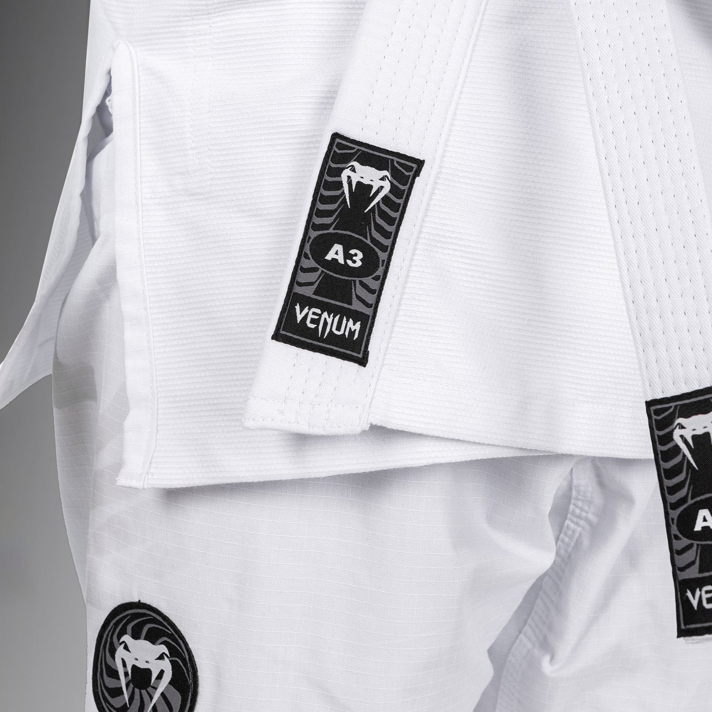 Venum Erster BJJ Gi - Weiß