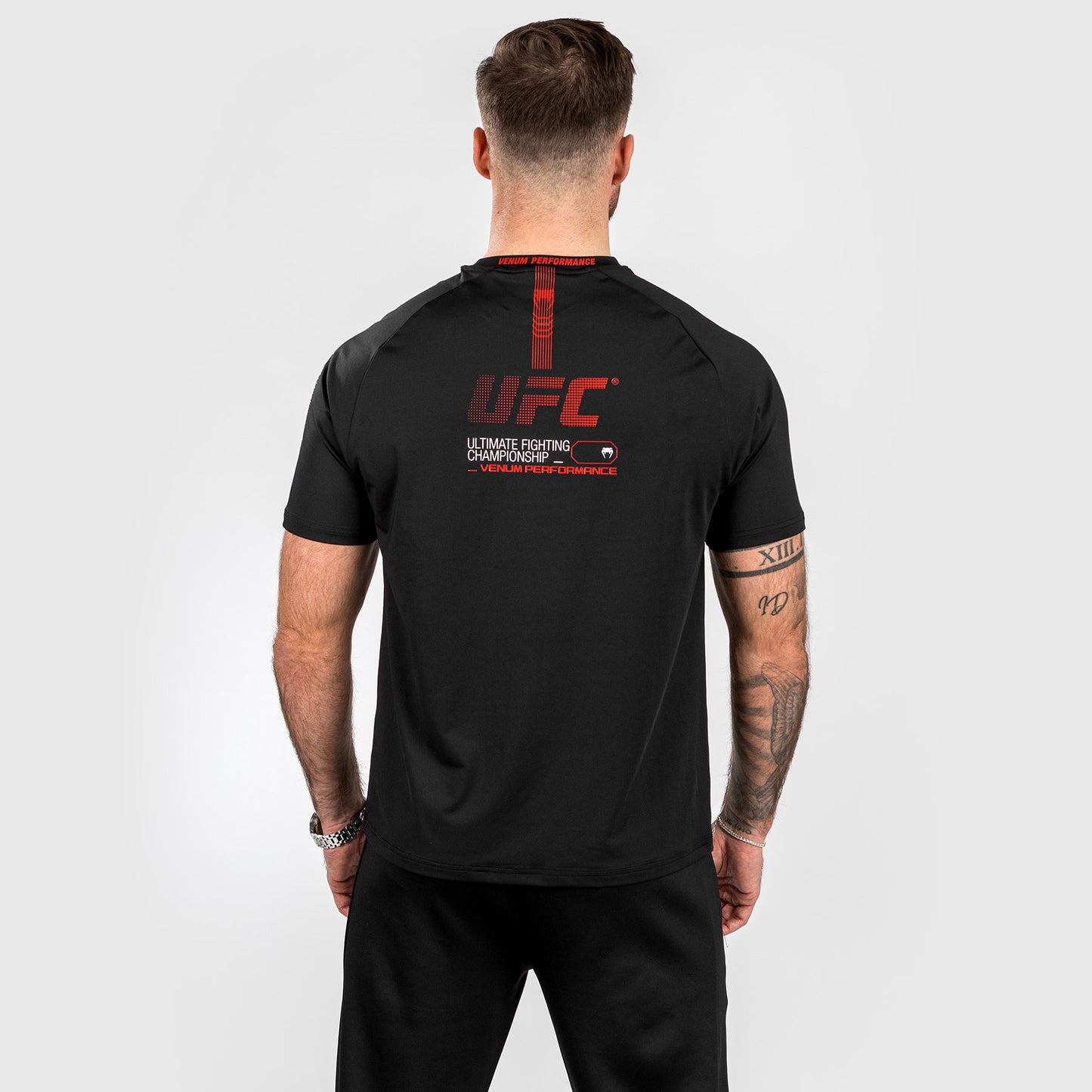 UFC Adrenaline by Venum Fight Week Dry-tech-T-Shirt für Männer - Schwarz