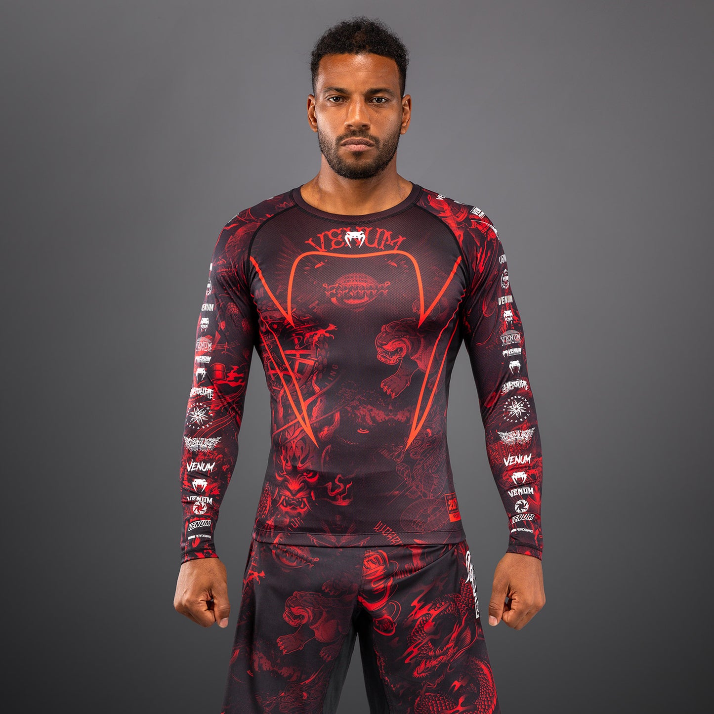 Venum 20th Anniversary Langarm Rashguard - Schwarz/Rot