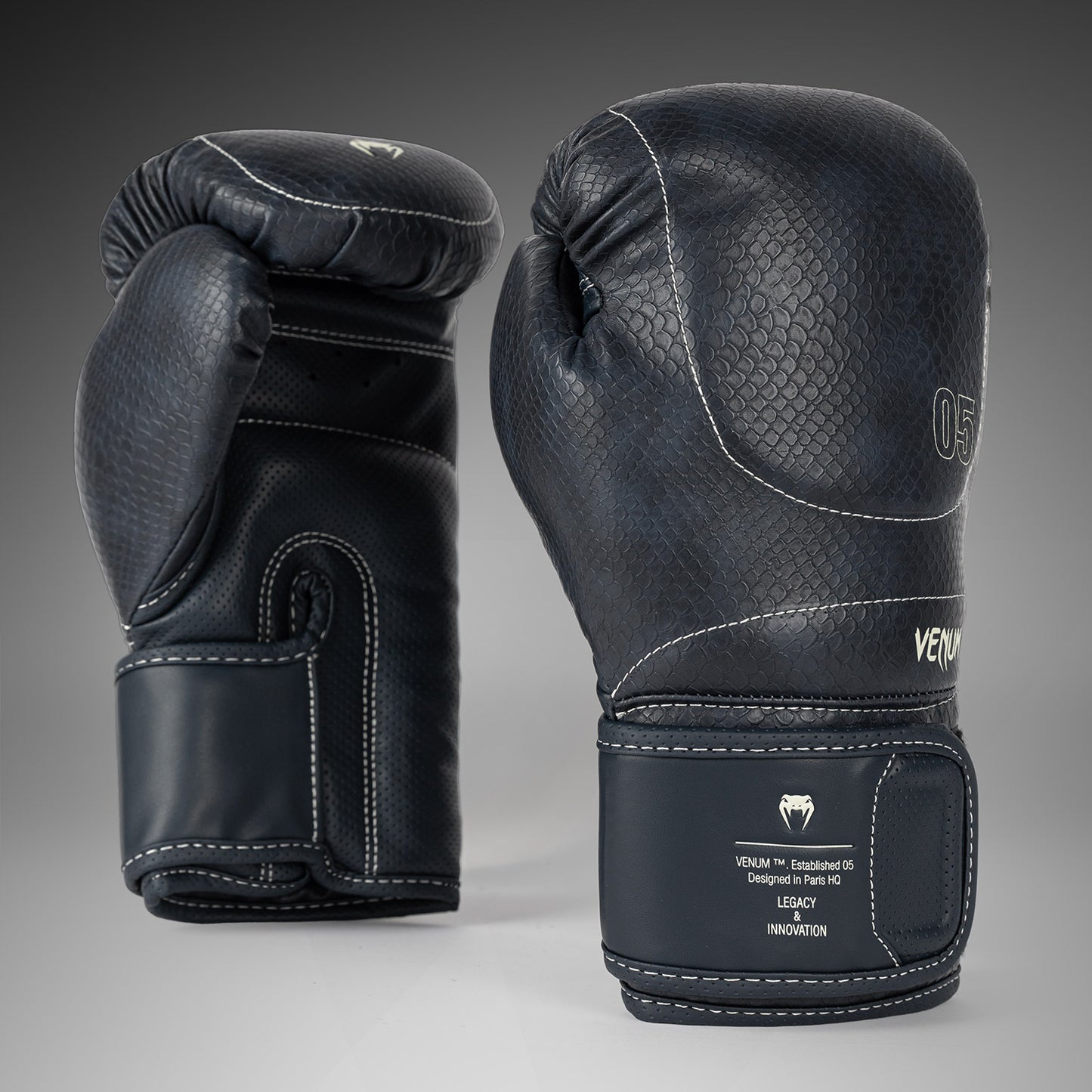Venum Impact Evo Scales Boxhandschuhe – Mitternachtsblau