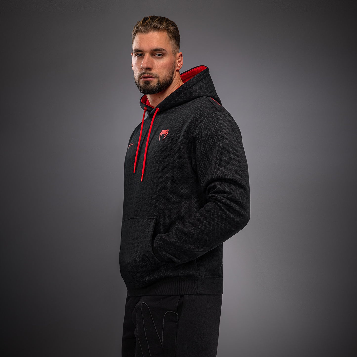 Venum x Roger Gracie Signature Kapuzenpullover - Schwarz/Rot