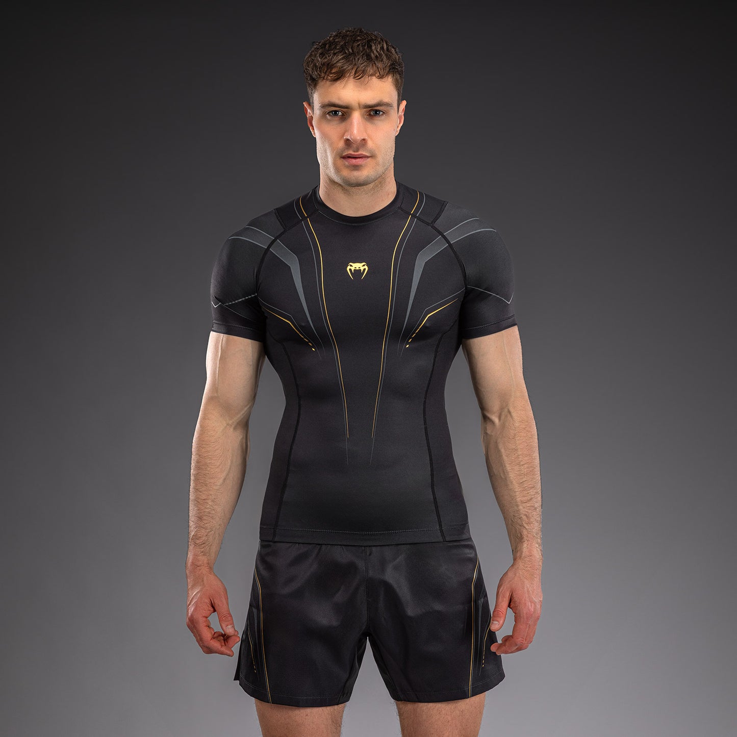 Venum Streamline Kurzarm Rashguards – Schwarz/Gold
