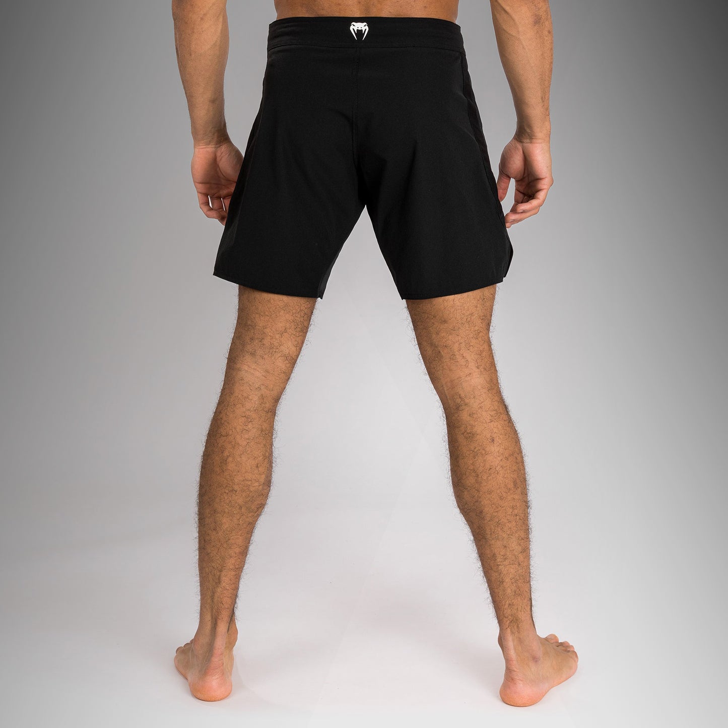 Venum Contender Fight Shorts für Männer - Schwarz/Weiß
