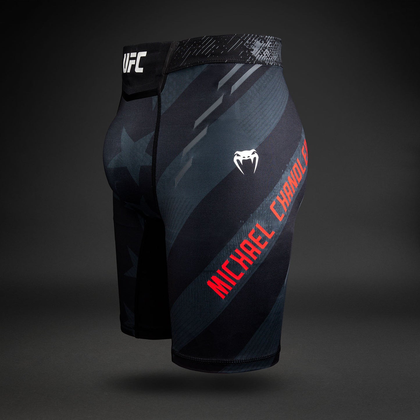 UFC Unrivaled by Venum Michael Chandler Herren Vale Tudo Shorts - Schwarz